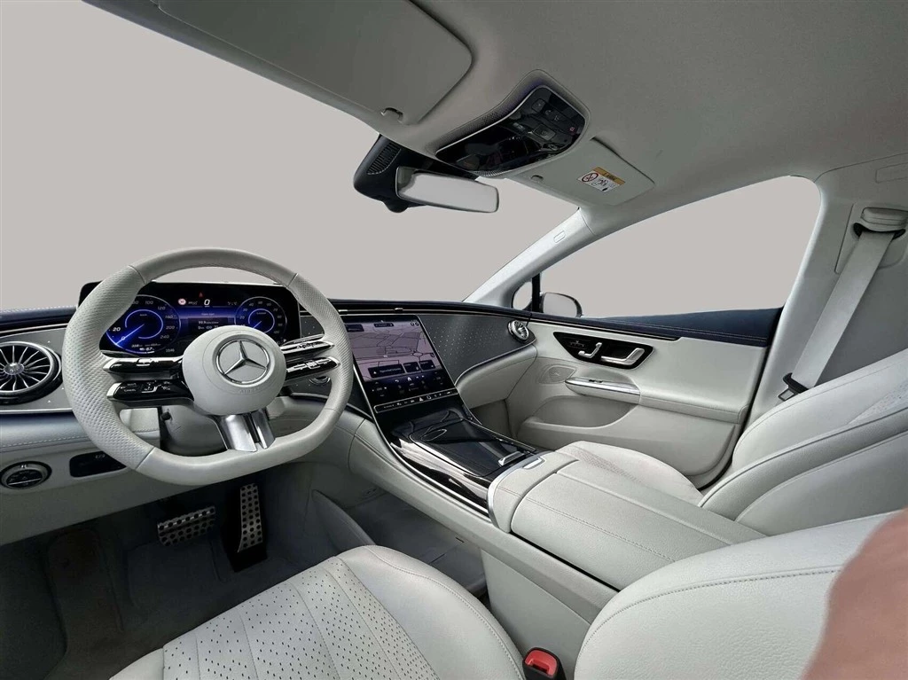 Mercedes-Benz-EQE-image-11