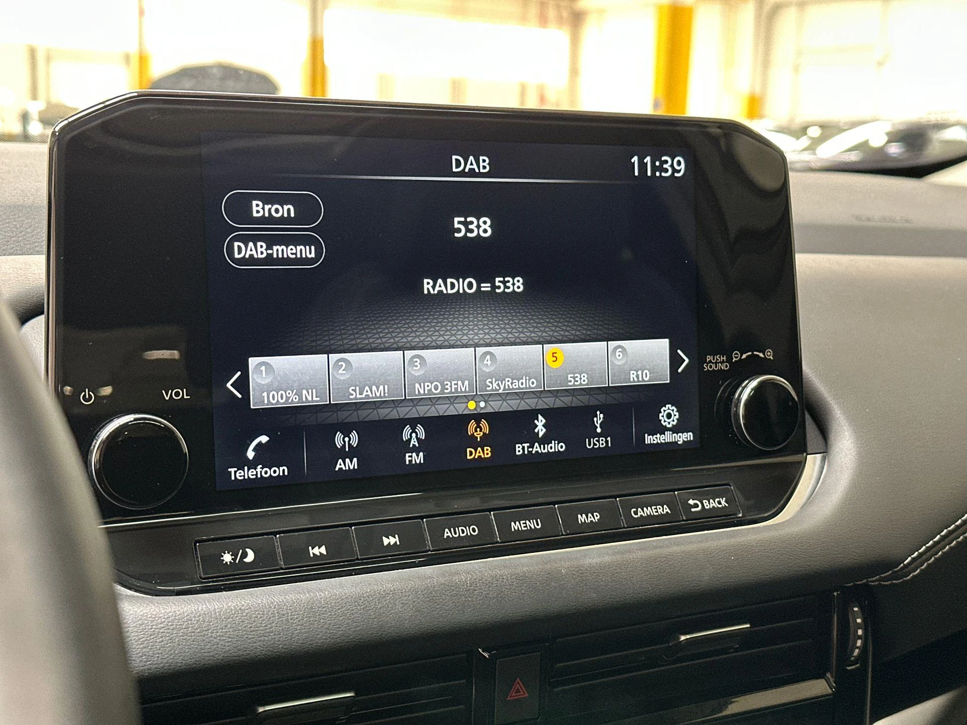 Nissan-QASHQAI-image-21