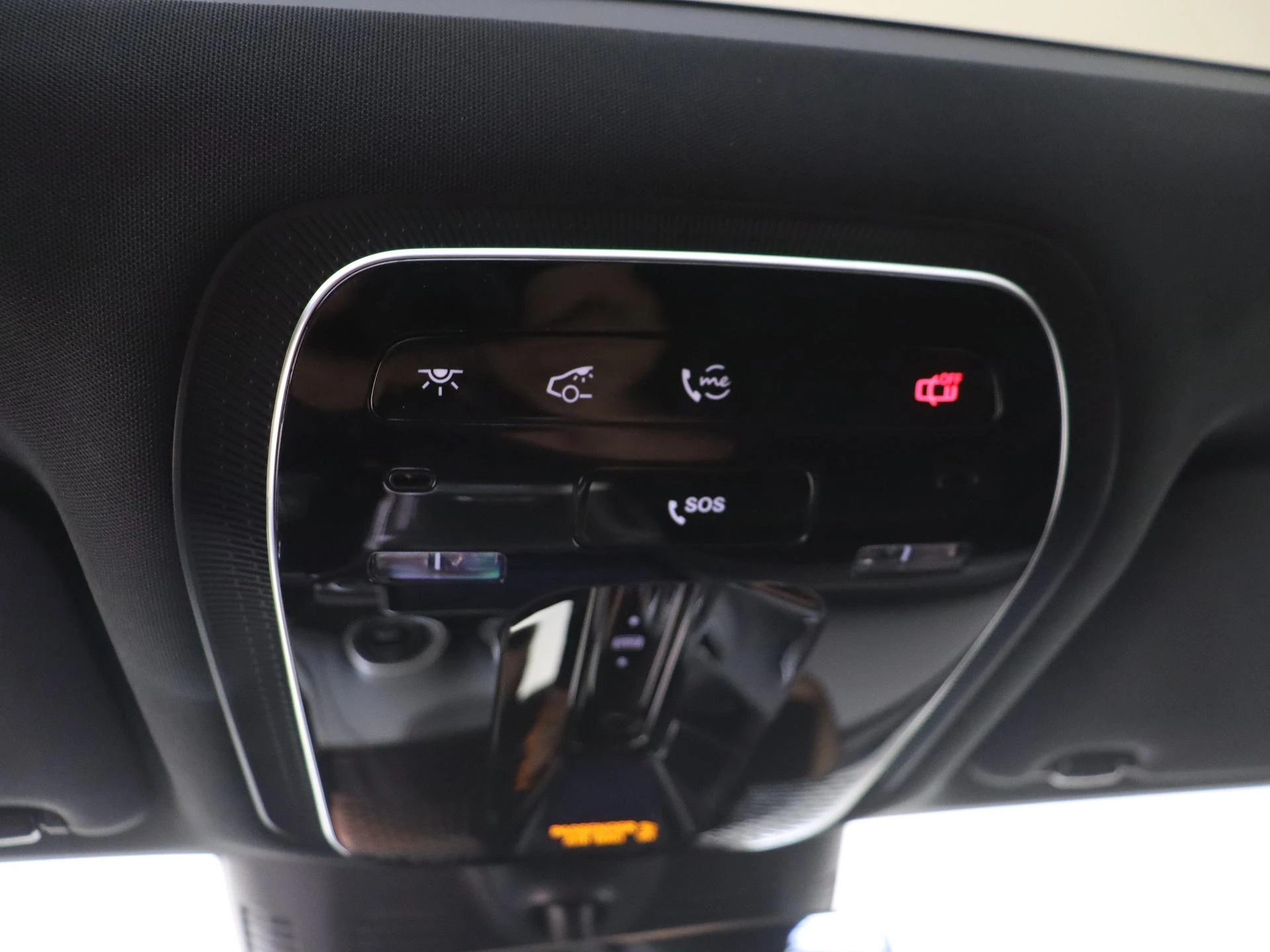 Mercedes-Benz-GLC-image-21