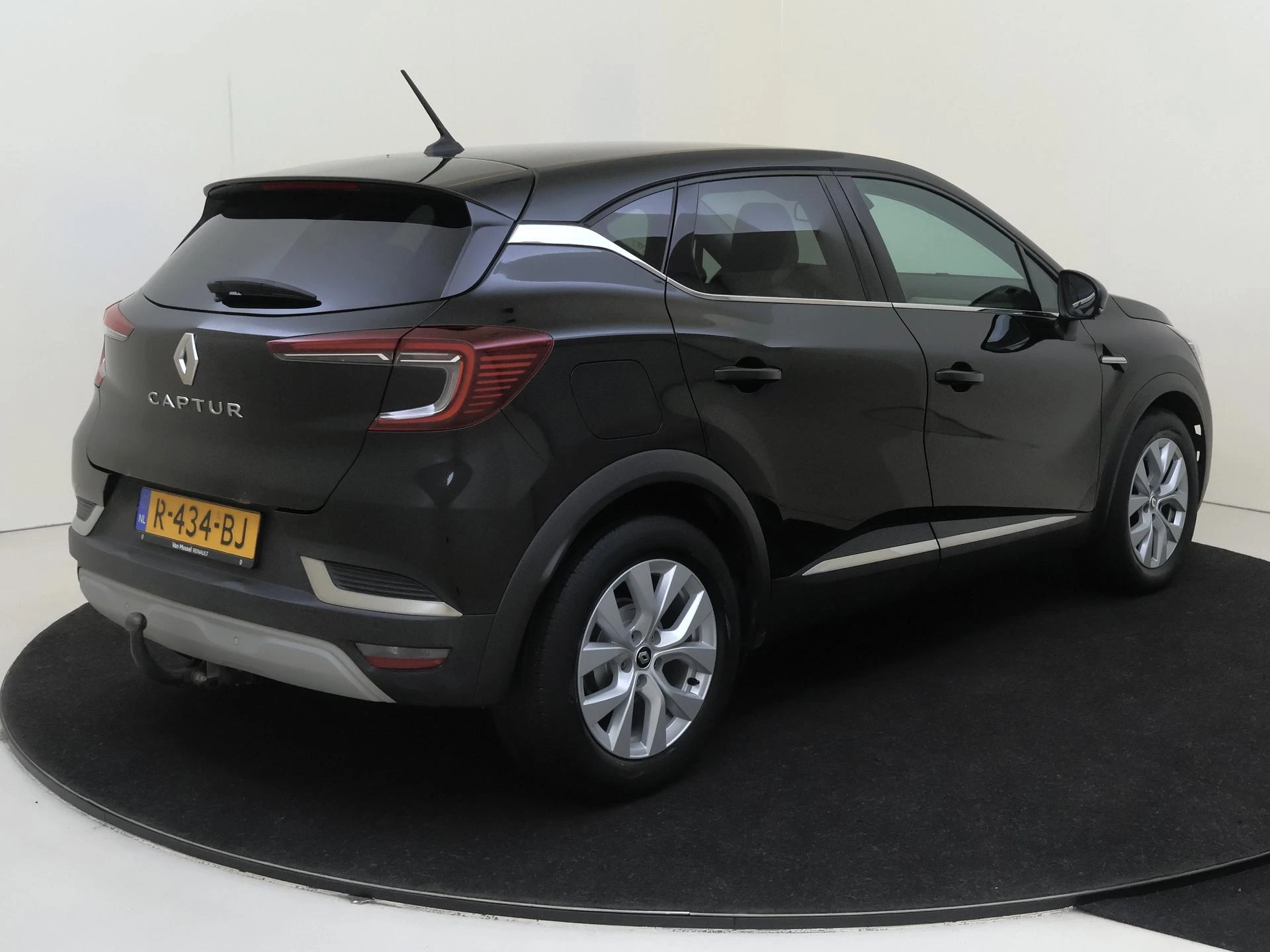 Renault-Captur-image-3