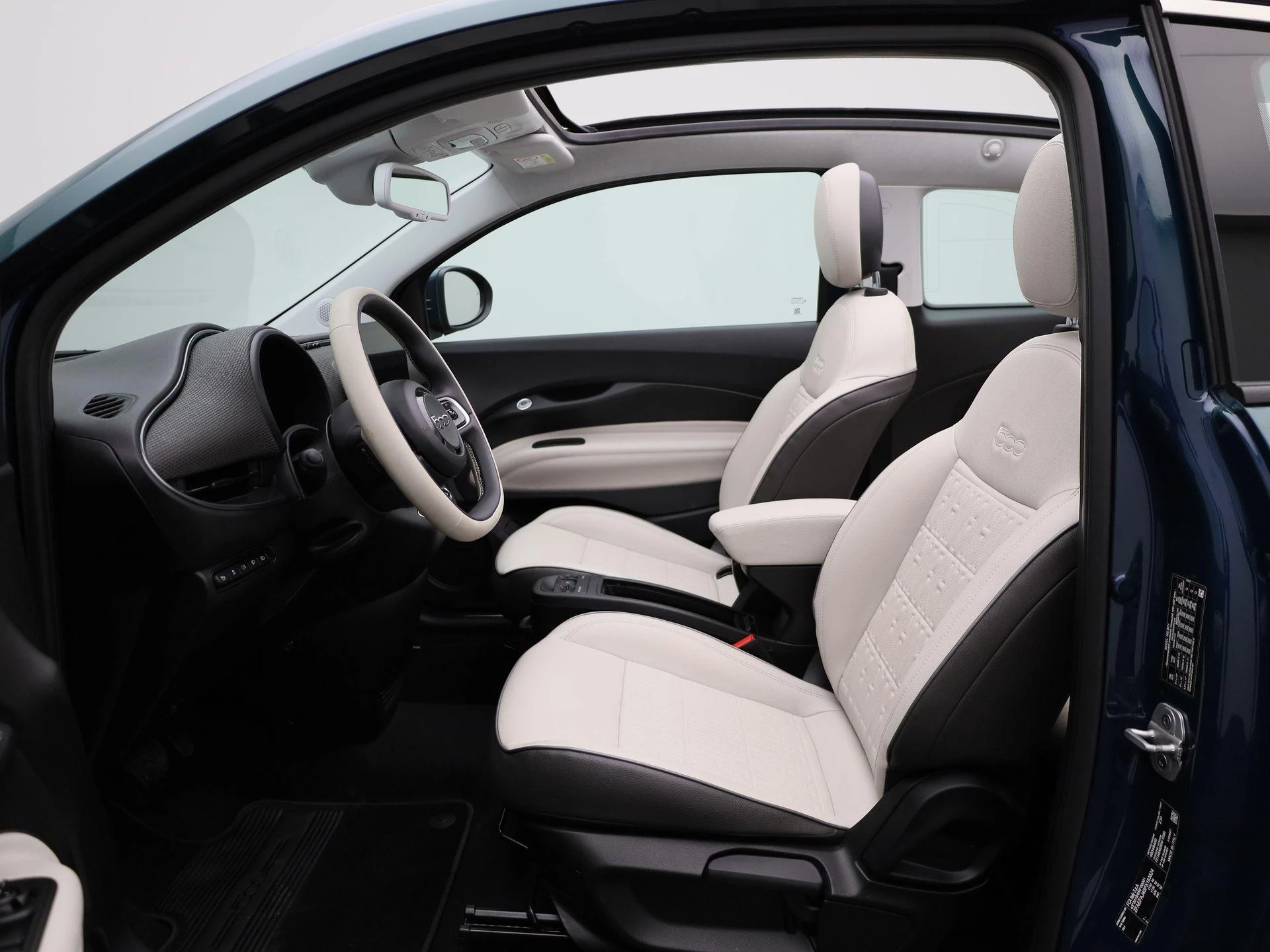 Fiat-500C-image-8