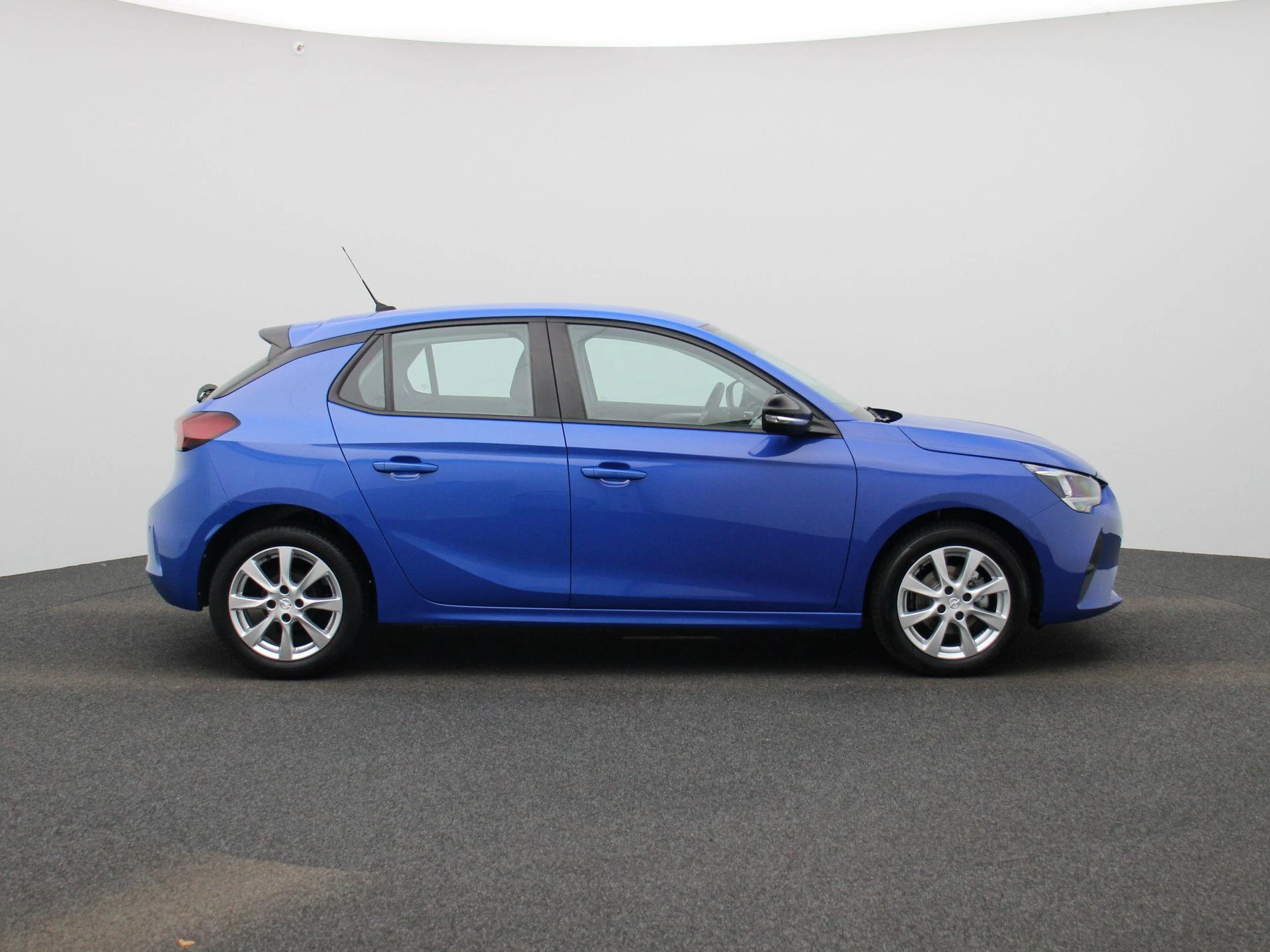 Opel-Corsa-image-5