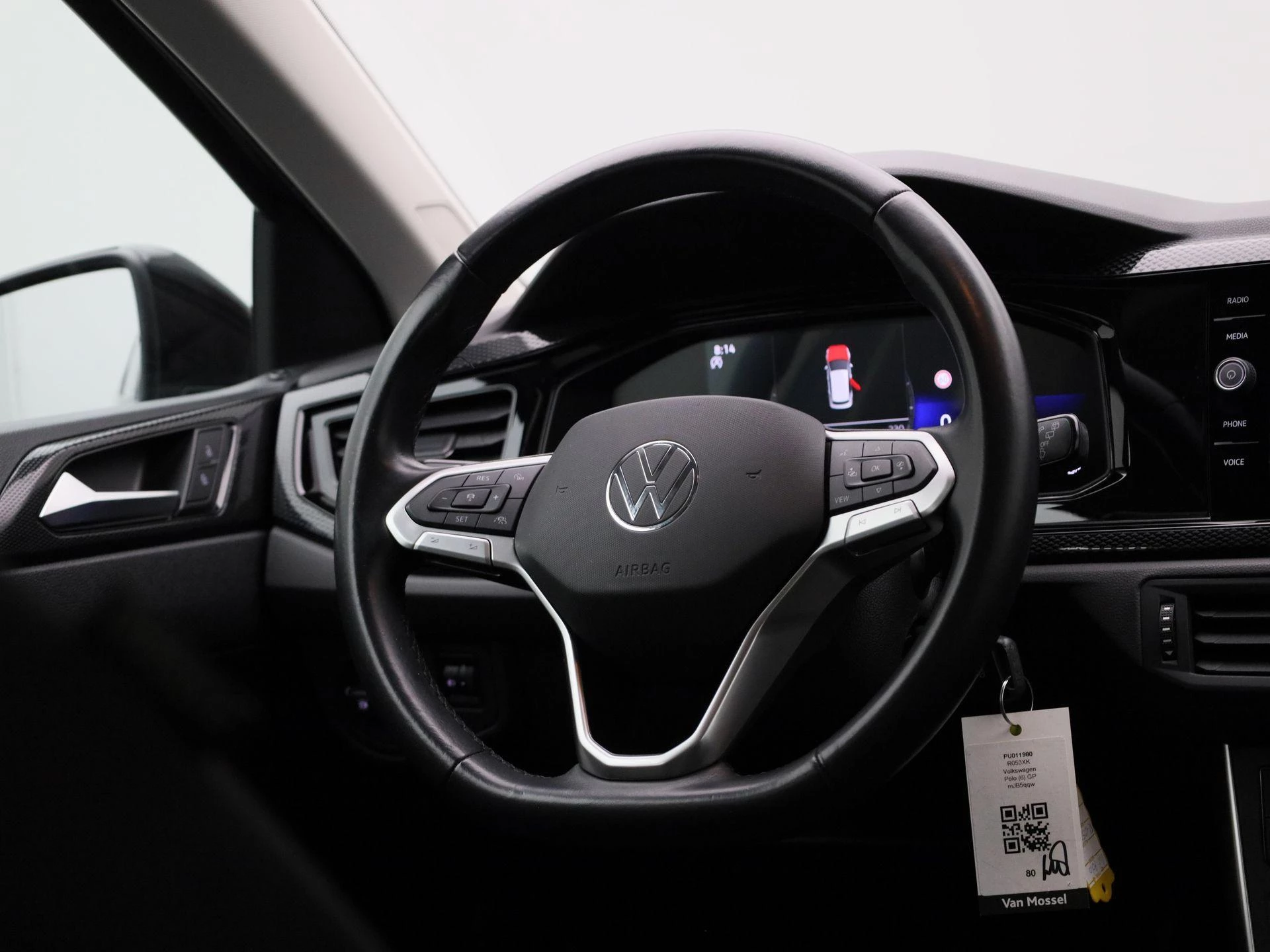 Volkswagen-Polo-image-35