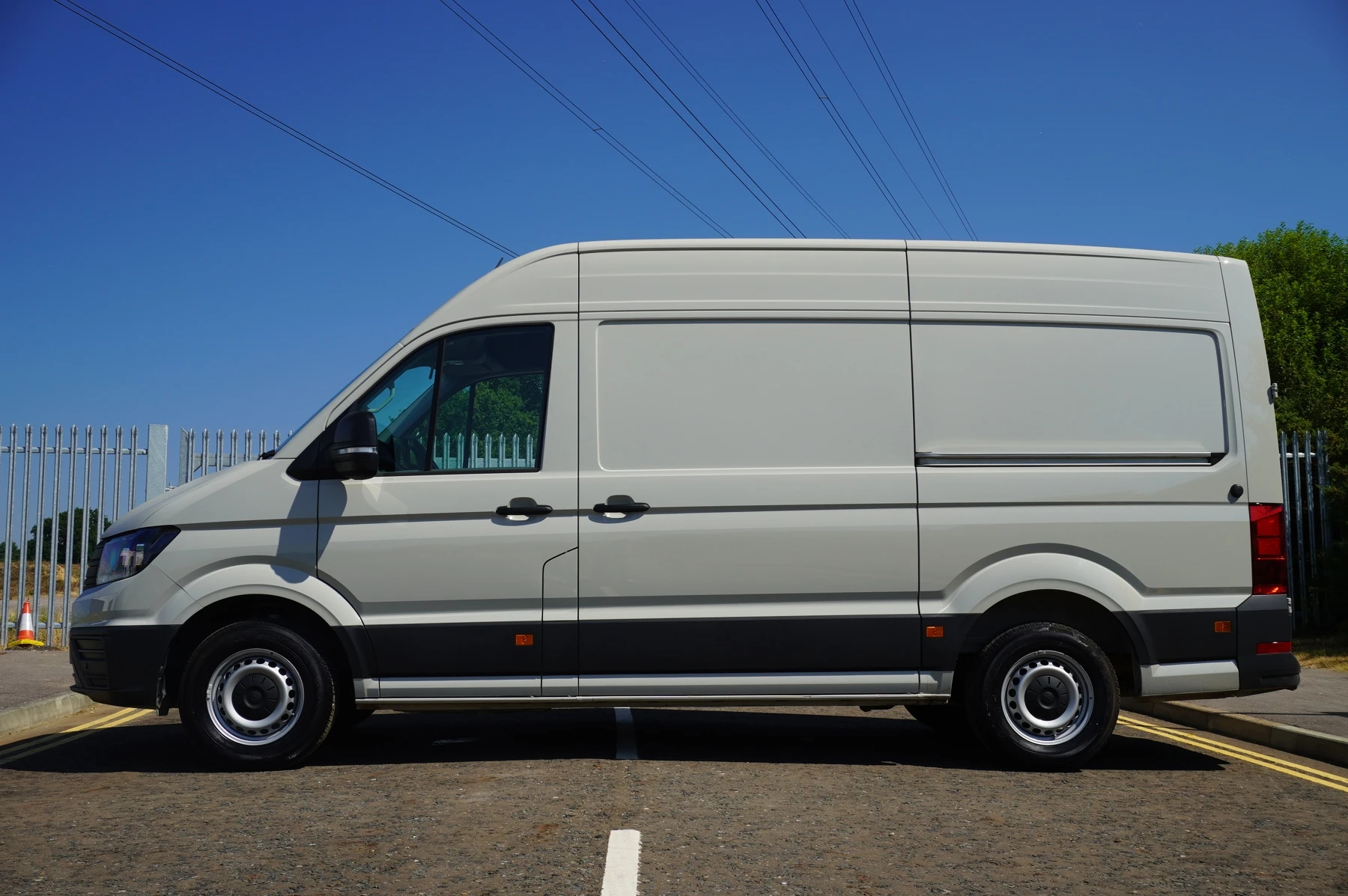 Volkswagen-Crafter-image-29
