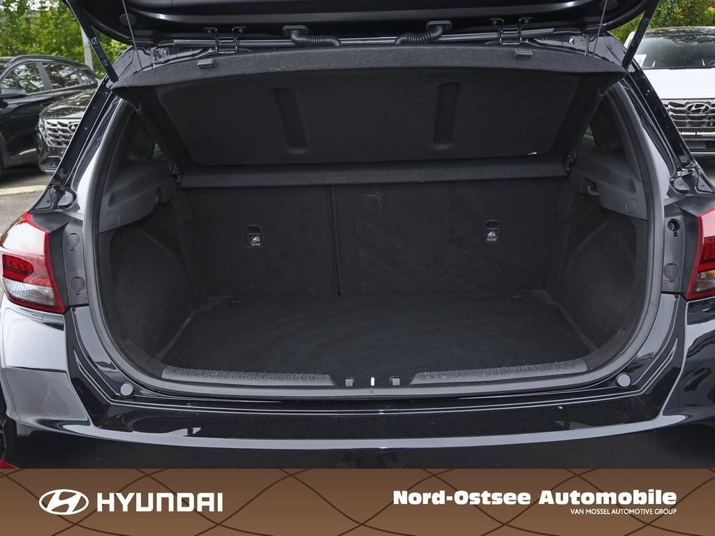 Hyundai i30 1.0 T-GDI CONNECT & GO SHZ LHZ LED NAVI
