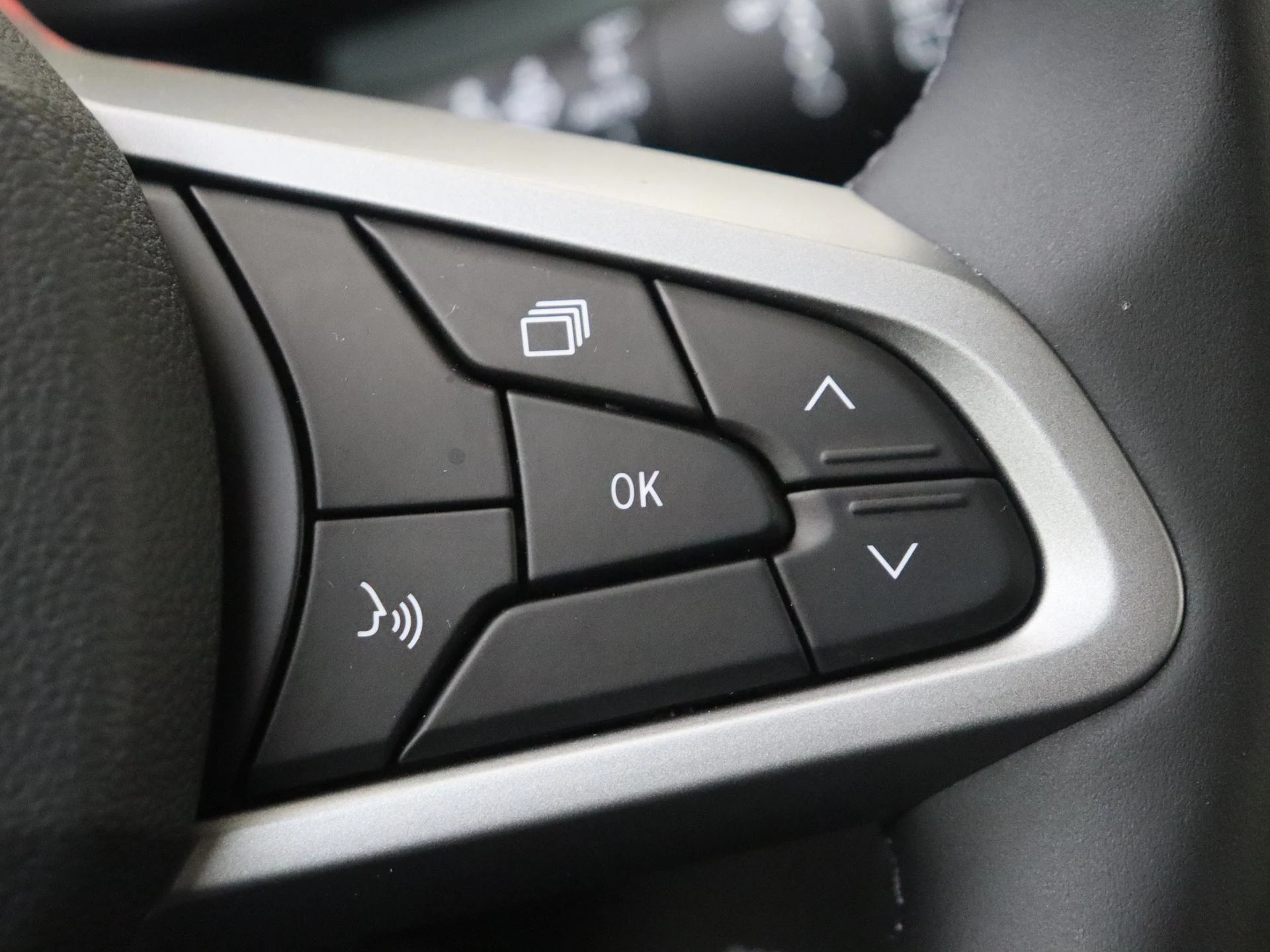 Dacia-Sandero Stepway-image-18