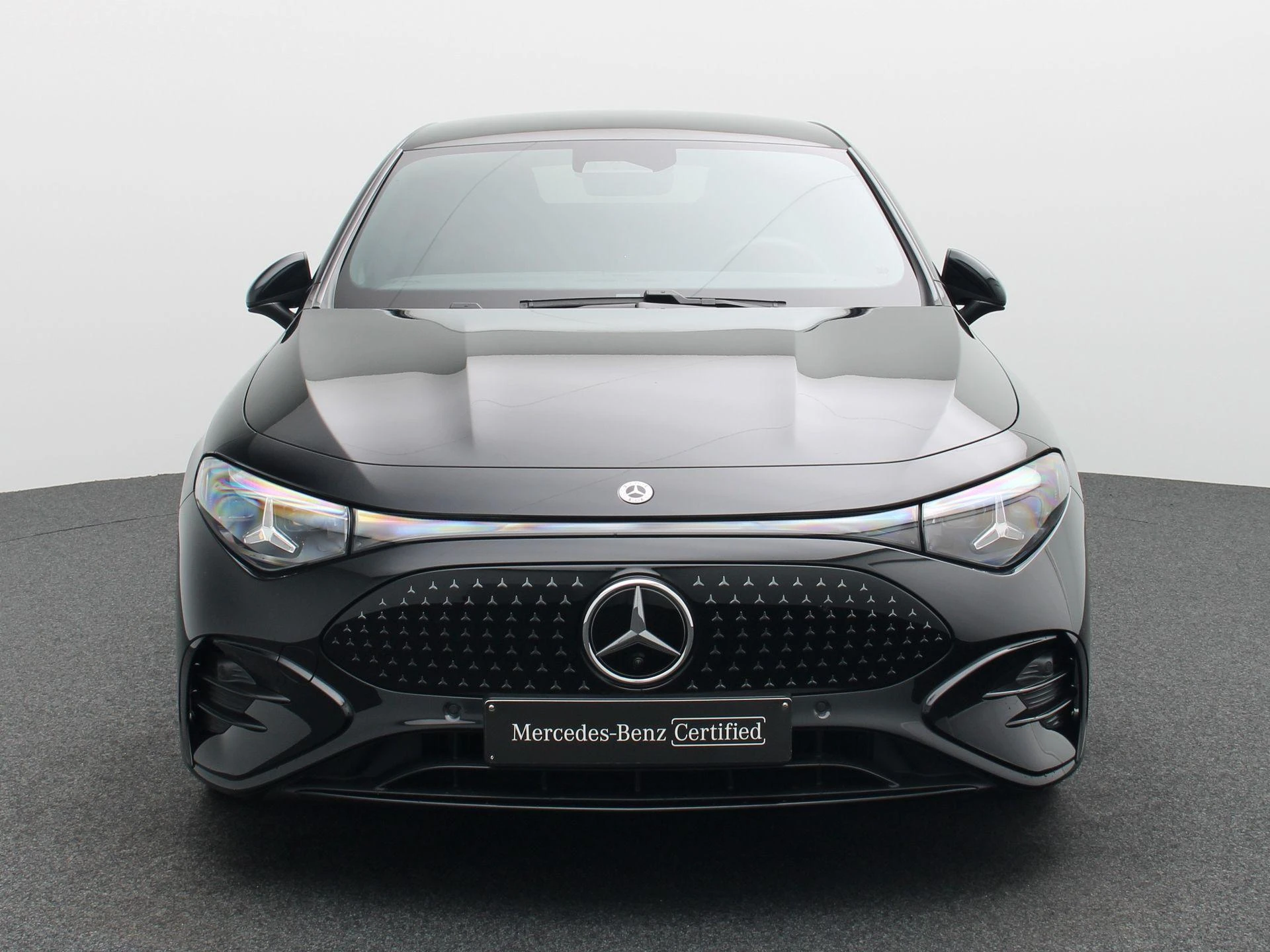 Mercedes-Benz-CLA-image-2