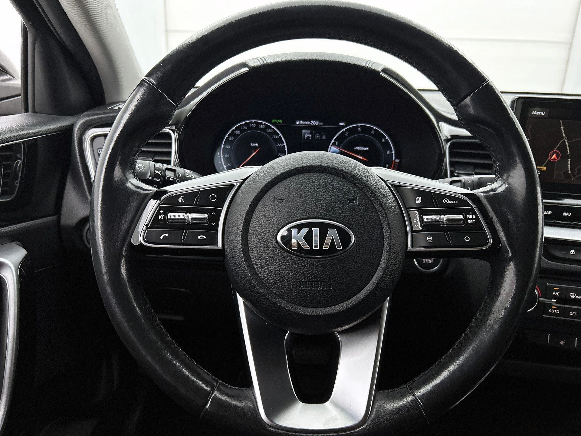Kia-XCeed-image-33