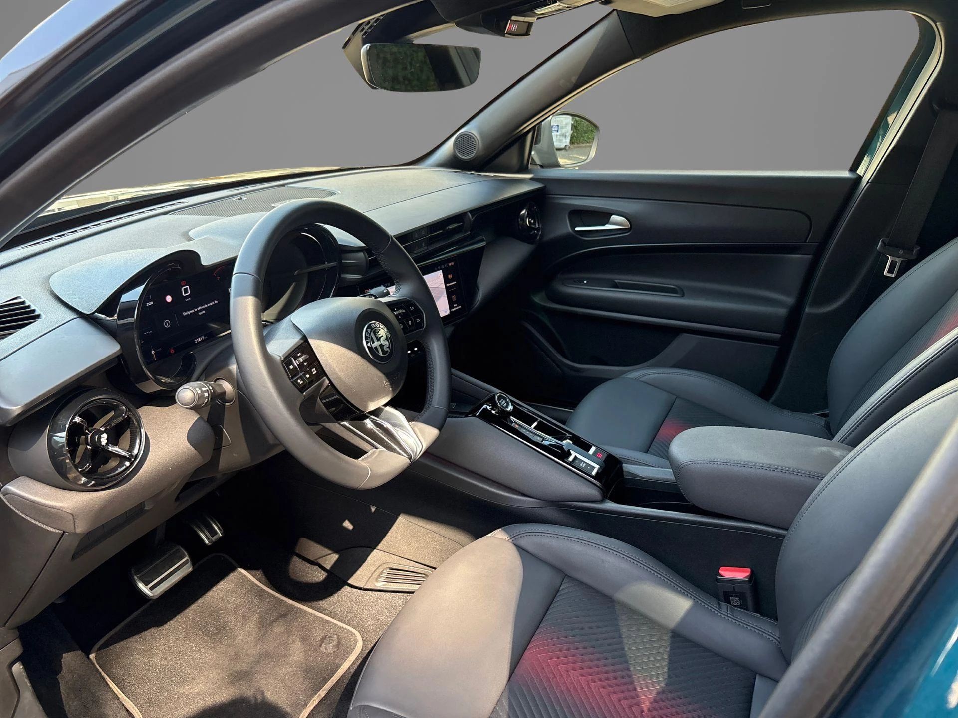 Alfa Romeo Junior 1.2 Turbo Hybrid Ibrida Speciale