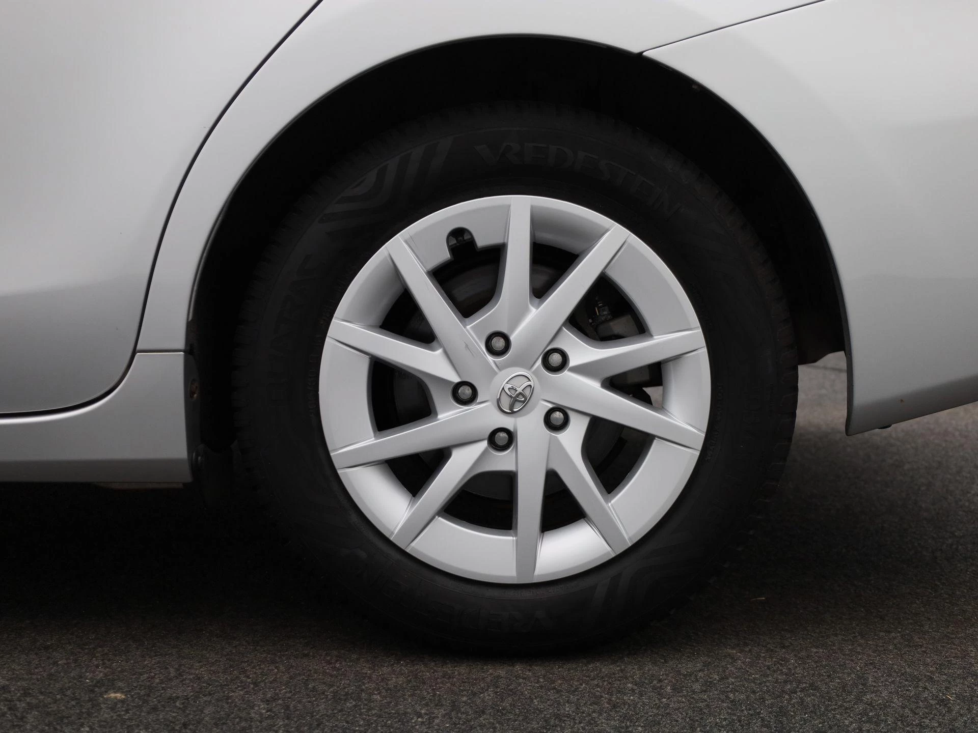 Toyota Prius Wagon 1.8 Aspiration 96g