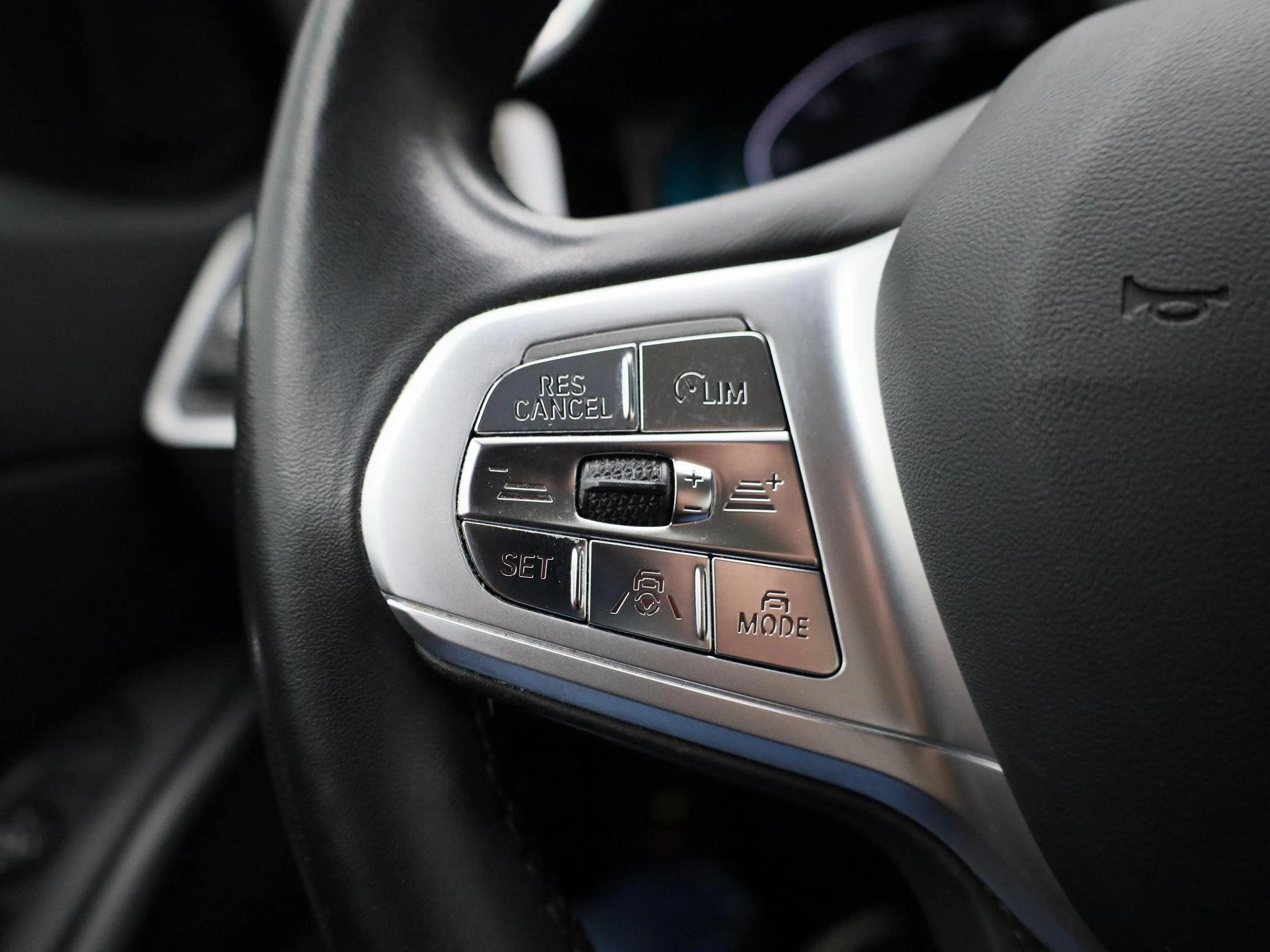 BMW-3 Serie-image-20