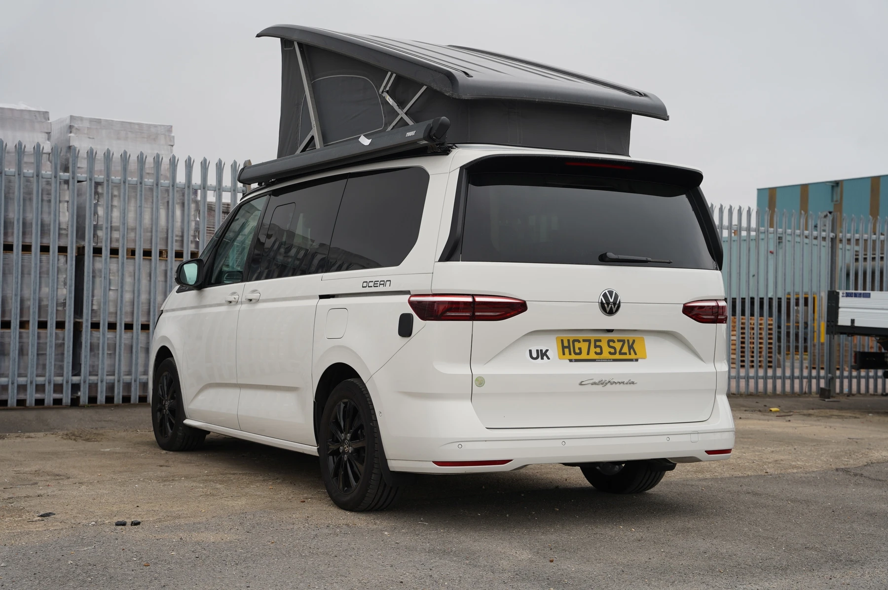 Volkswagen-California-image-2