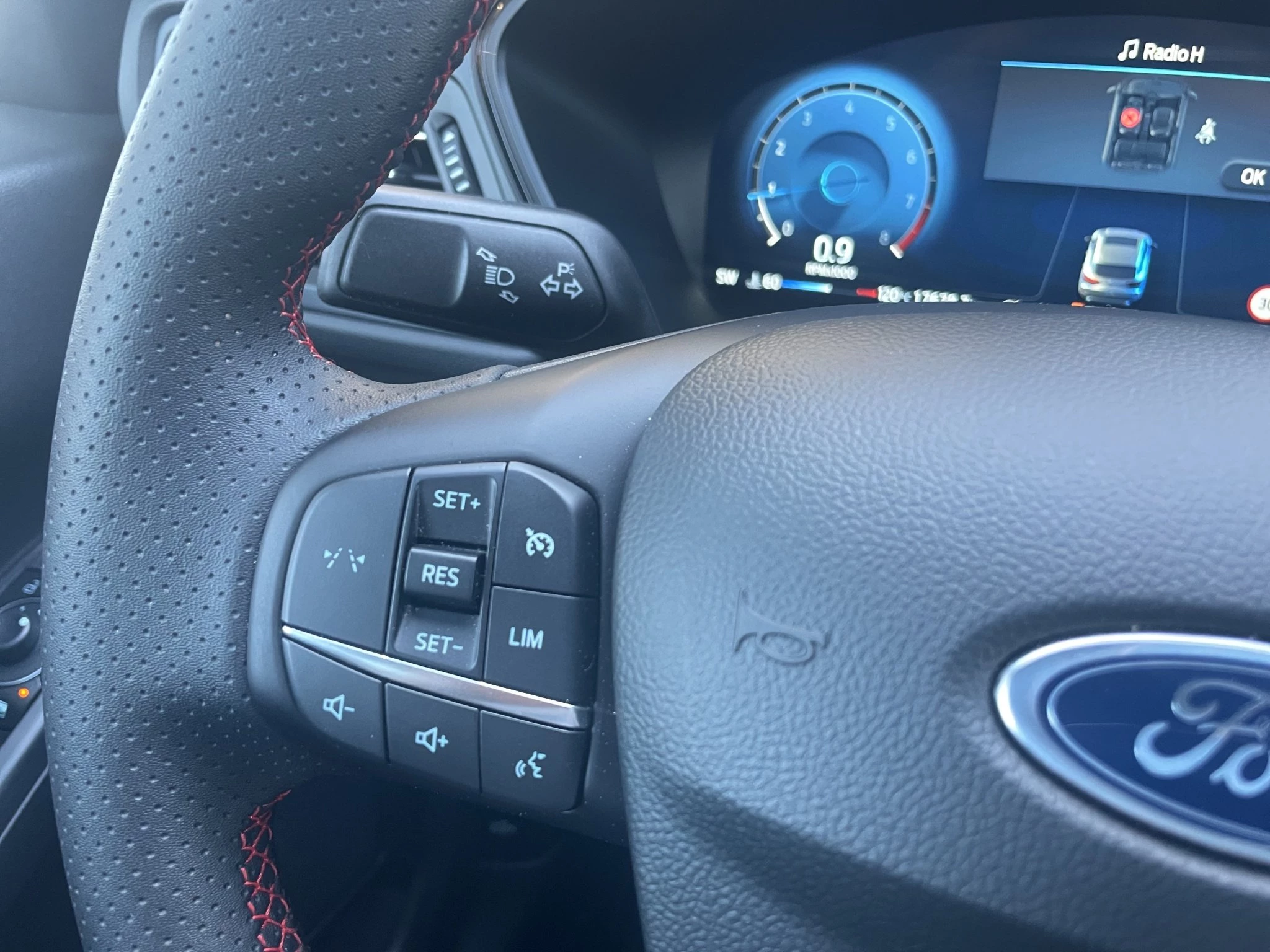 Ford Kuga ST-Line Aut.*KAM*LED-MATRIX*NAVI*GRA*WINTER-PKT.