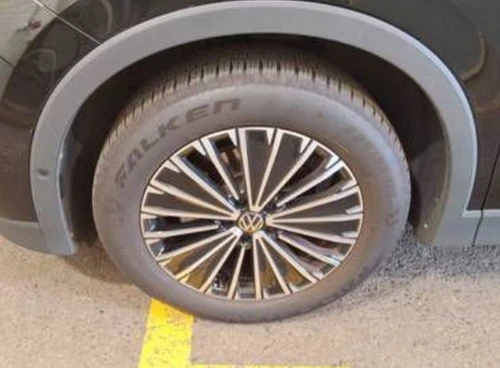 Volkswagen-Tiguan-image-2