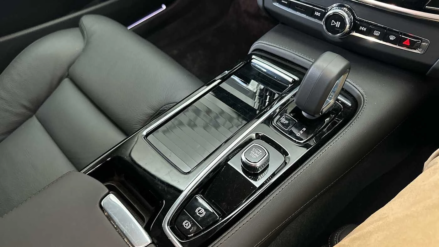 Volvo-V90-image-34