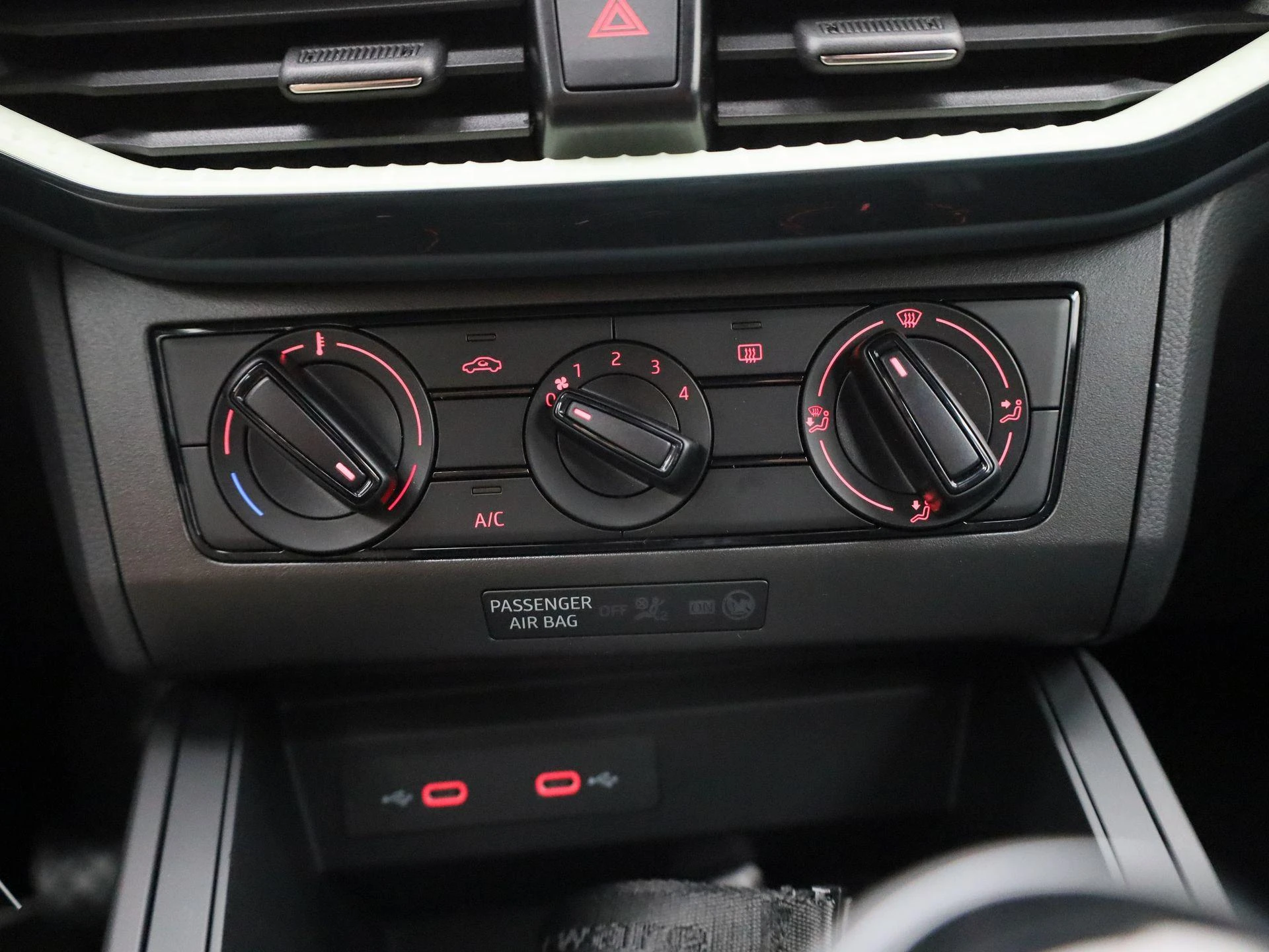 SEAT-Ibiza-image-16