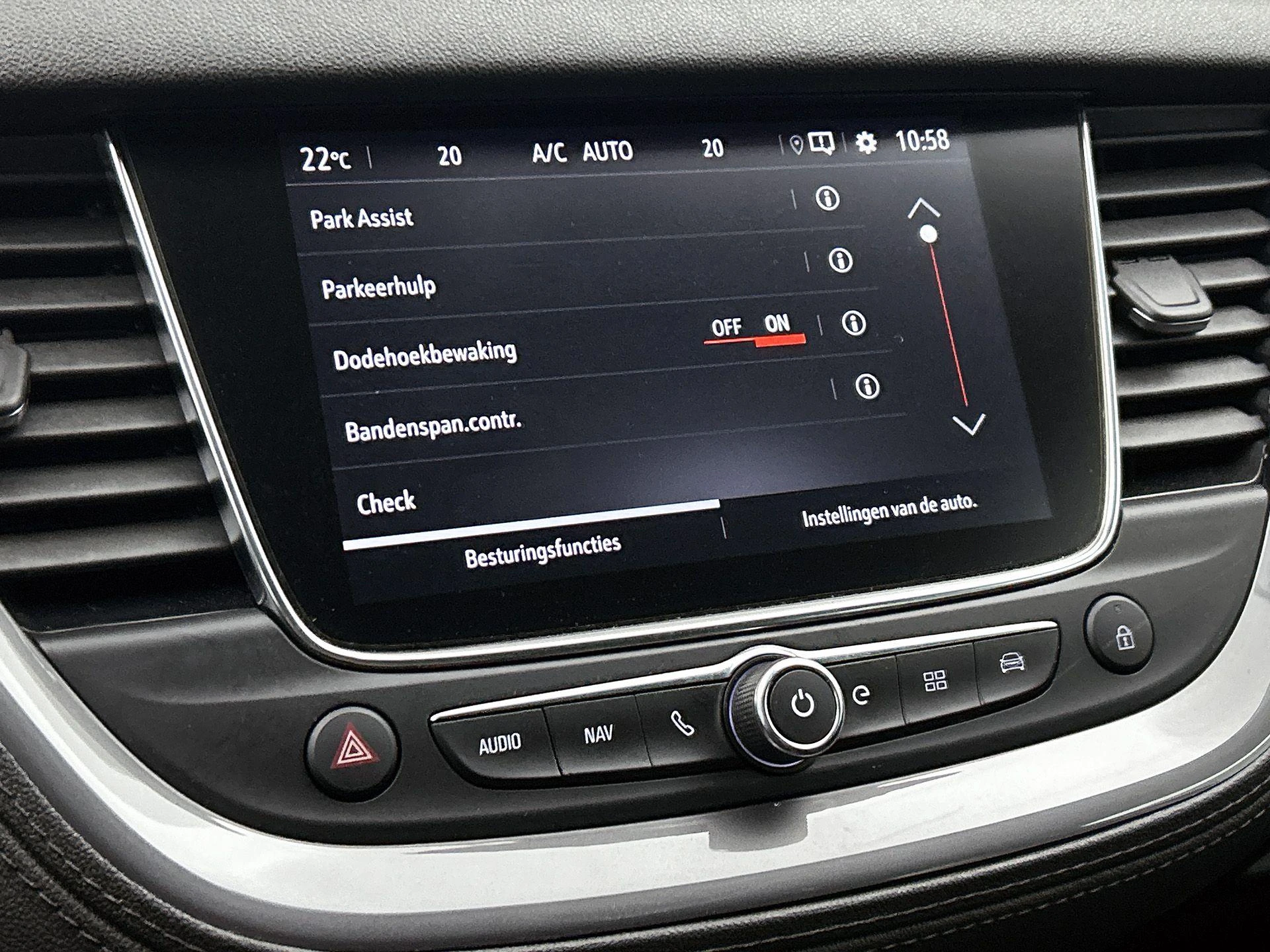 Opel-Grandland X-image-14