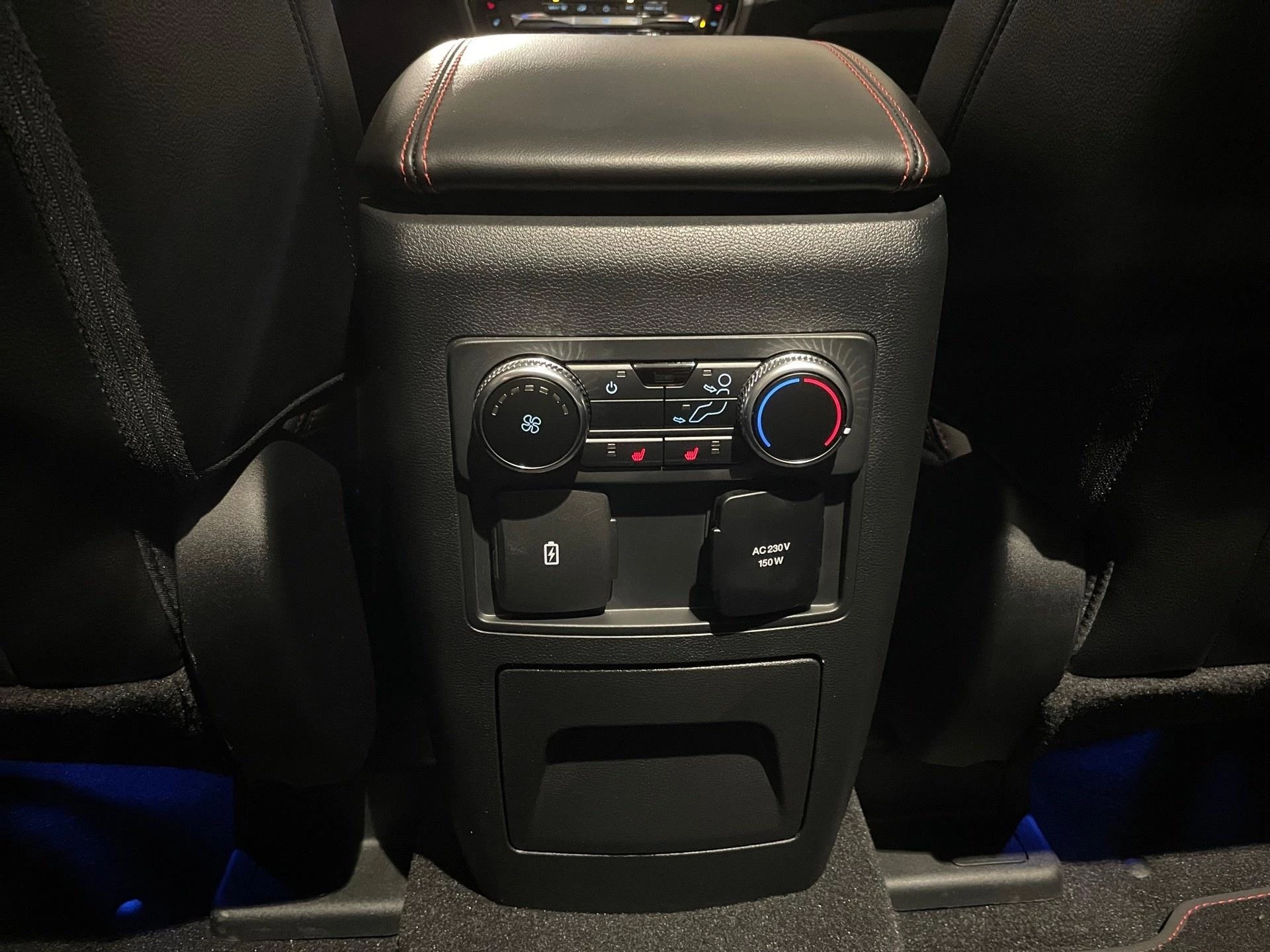 Ford-Explorer-image-11