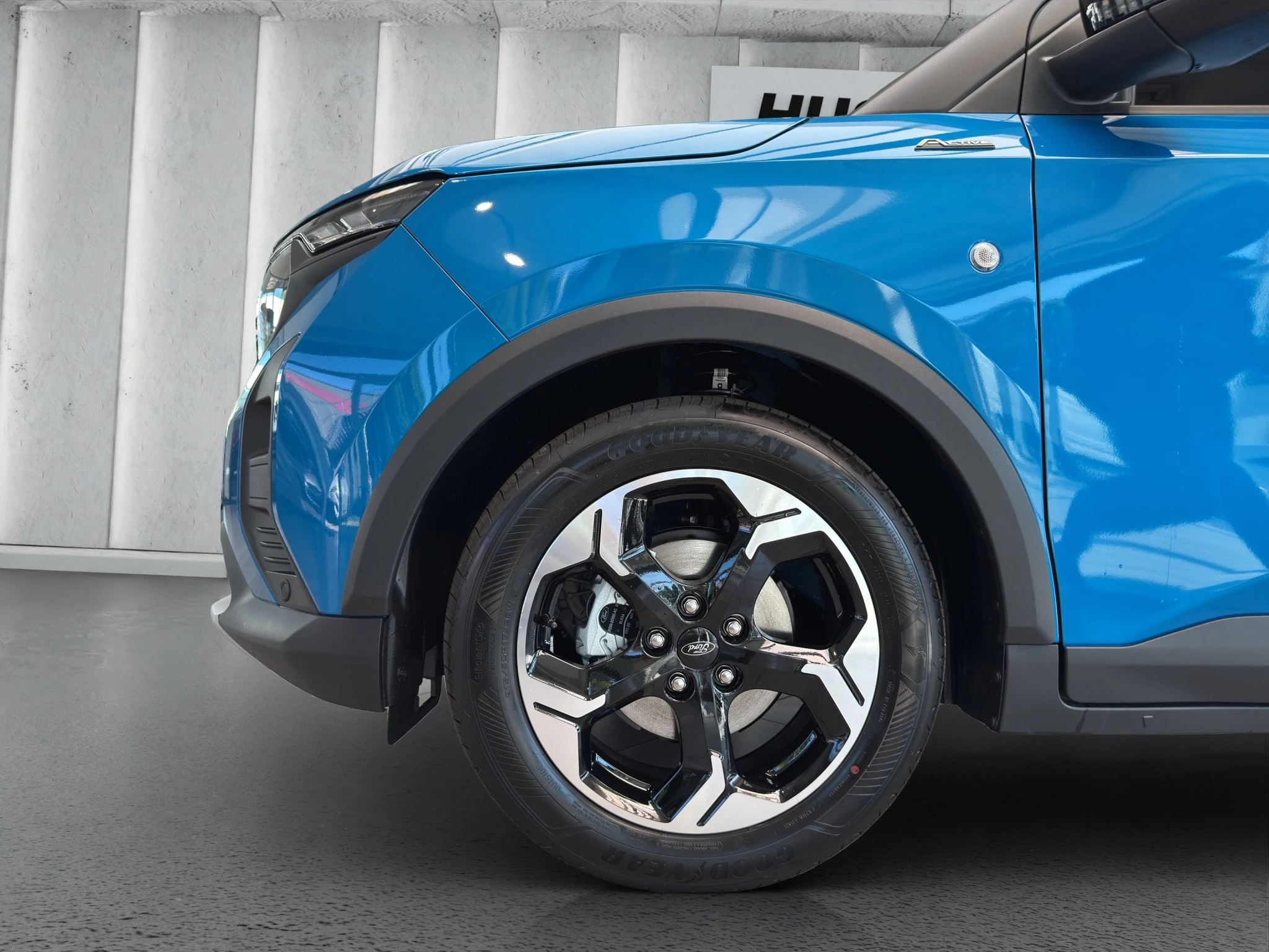 Ford Tourneo Courier Active 1.0 EcoBoost 92 kW Auto Kompaktvan. 5-türig