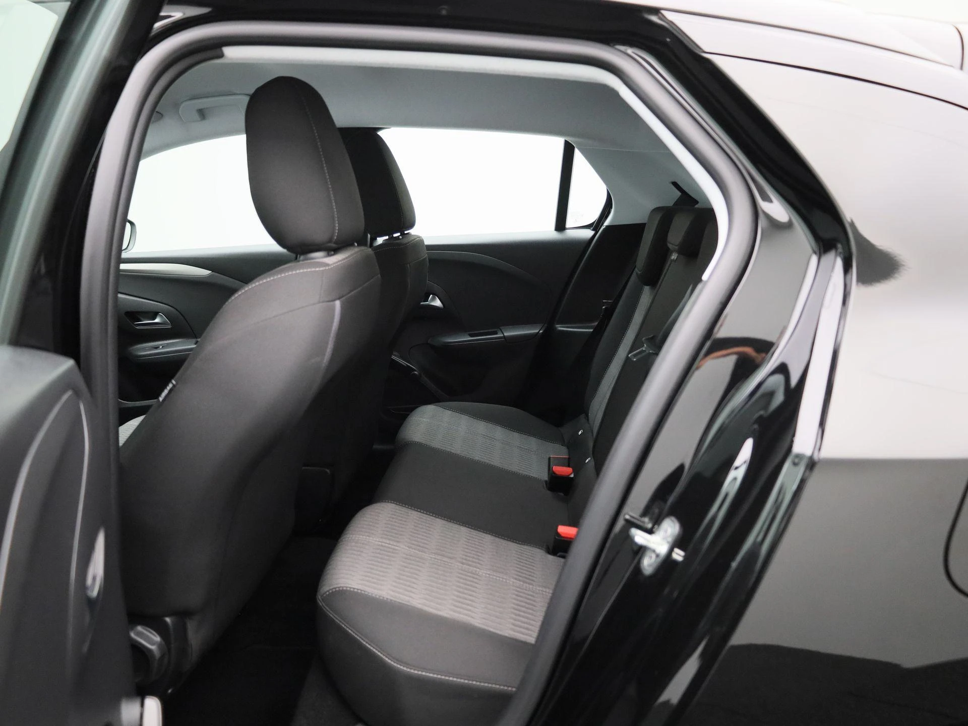 Opel-Corsa-image-9