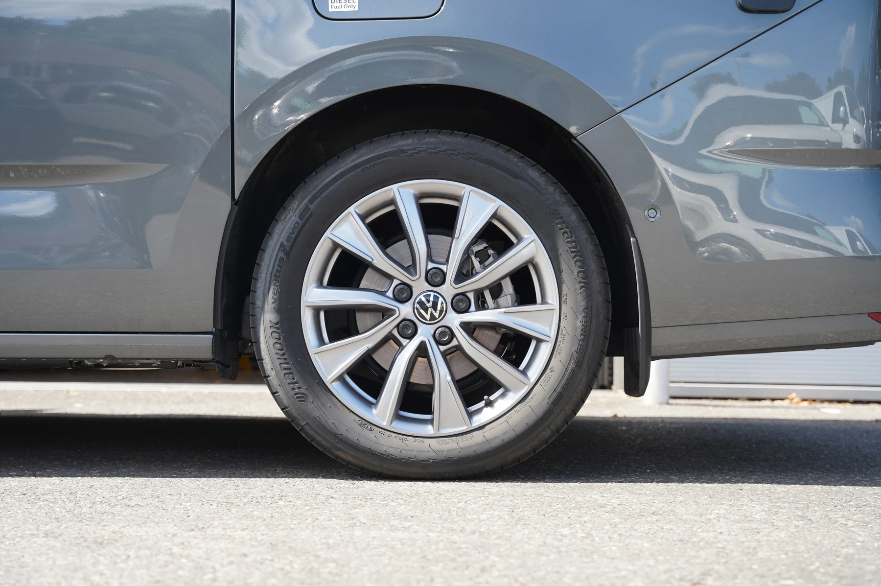 Volkswagen-California-image-23