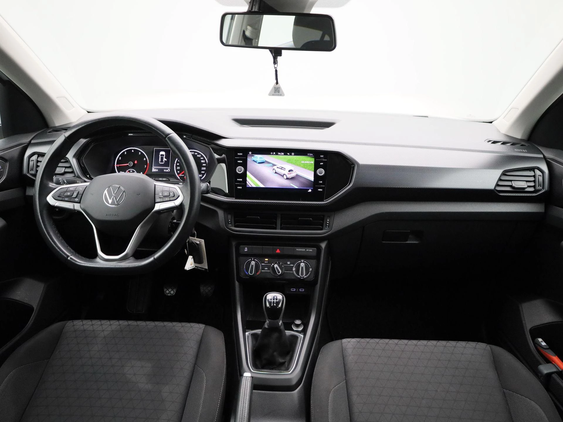 Volkswagen-T-Cross-image-31