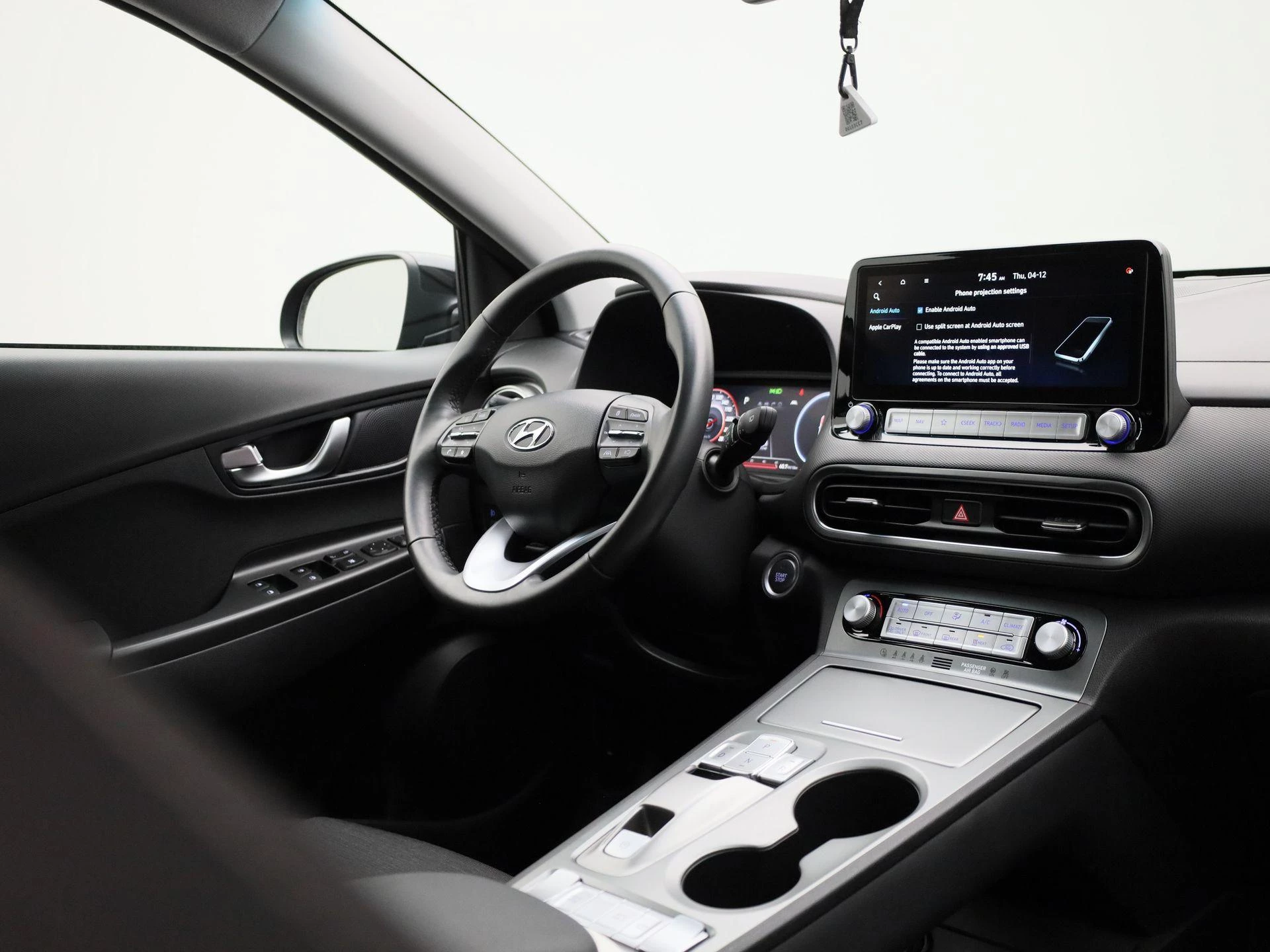 Hyundai-Kona-image-35