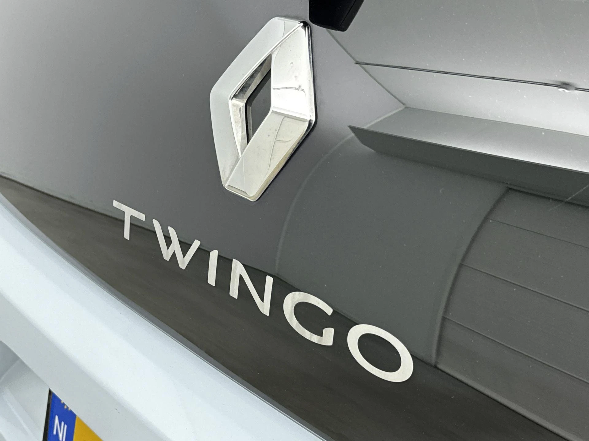 Renault-Twingo-image-18