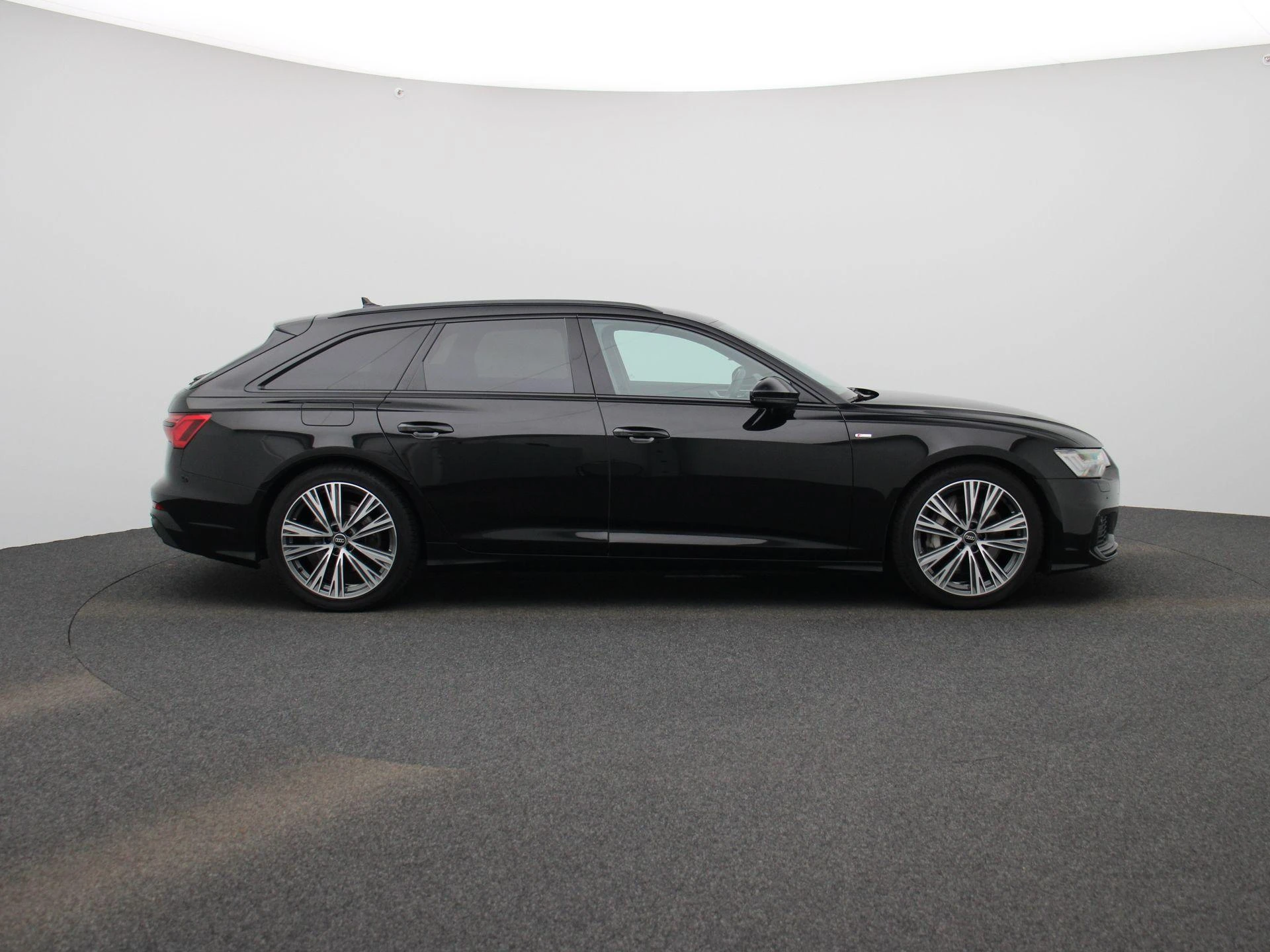 Audi-A6-image-6