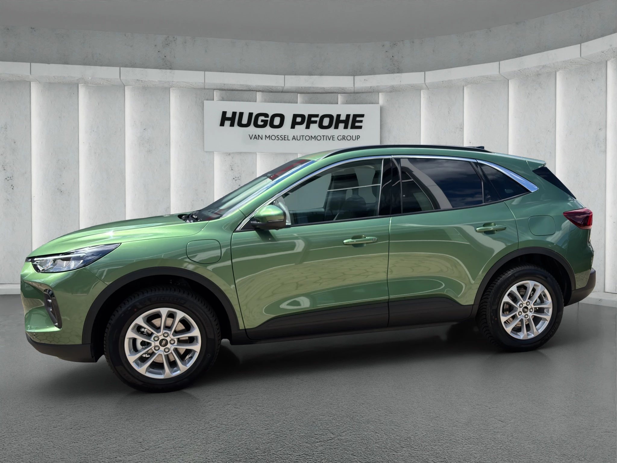 Ford Kuga Titanium 2.5 Duratec Plug-in-Hybrid CVT Sports Utility Vehicle. 178 kW. MJ 2026.25