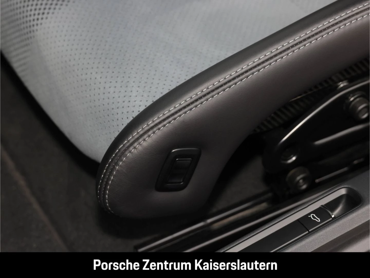 Porsche 718 Cayman GT4 RS Clubsportpaket Liftsystem-VA cayman982C Cayman 718 GT4 RS Clubsportpaket Liftsystem-VA cayman