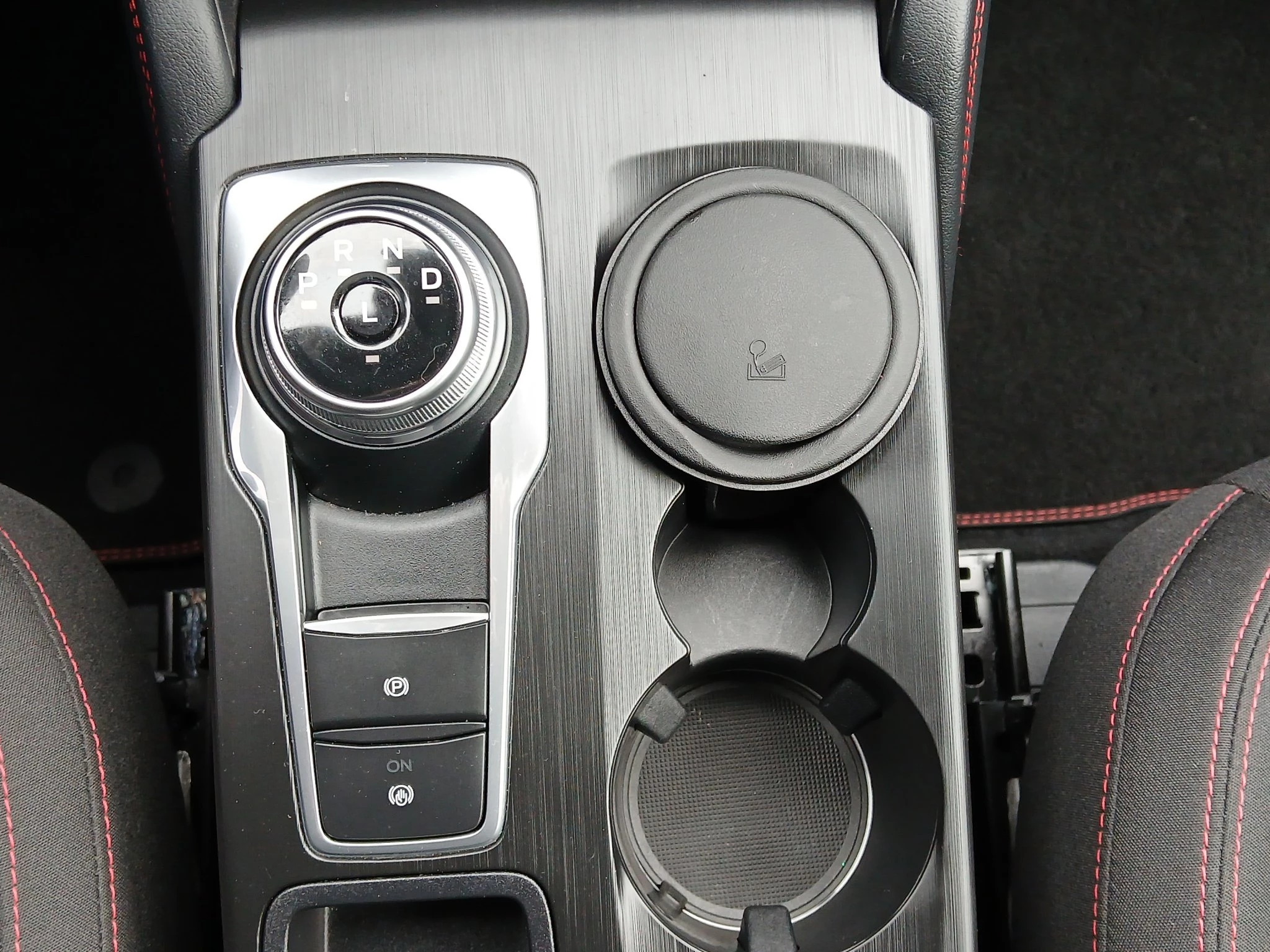 Ford Kuga ST-Line Aut.*KAM*LED-MATRIX*NAVI*GRA*WINTER-PKT.