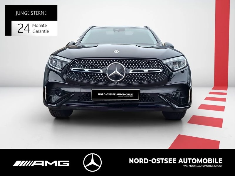 Mercedes-Benz GLC 200 4MATIC NIGHT 360 PDC LED MBUX NAVIX254 GLC 200 4MATIC NIGHT 360 PDC LED MBUX NAVI