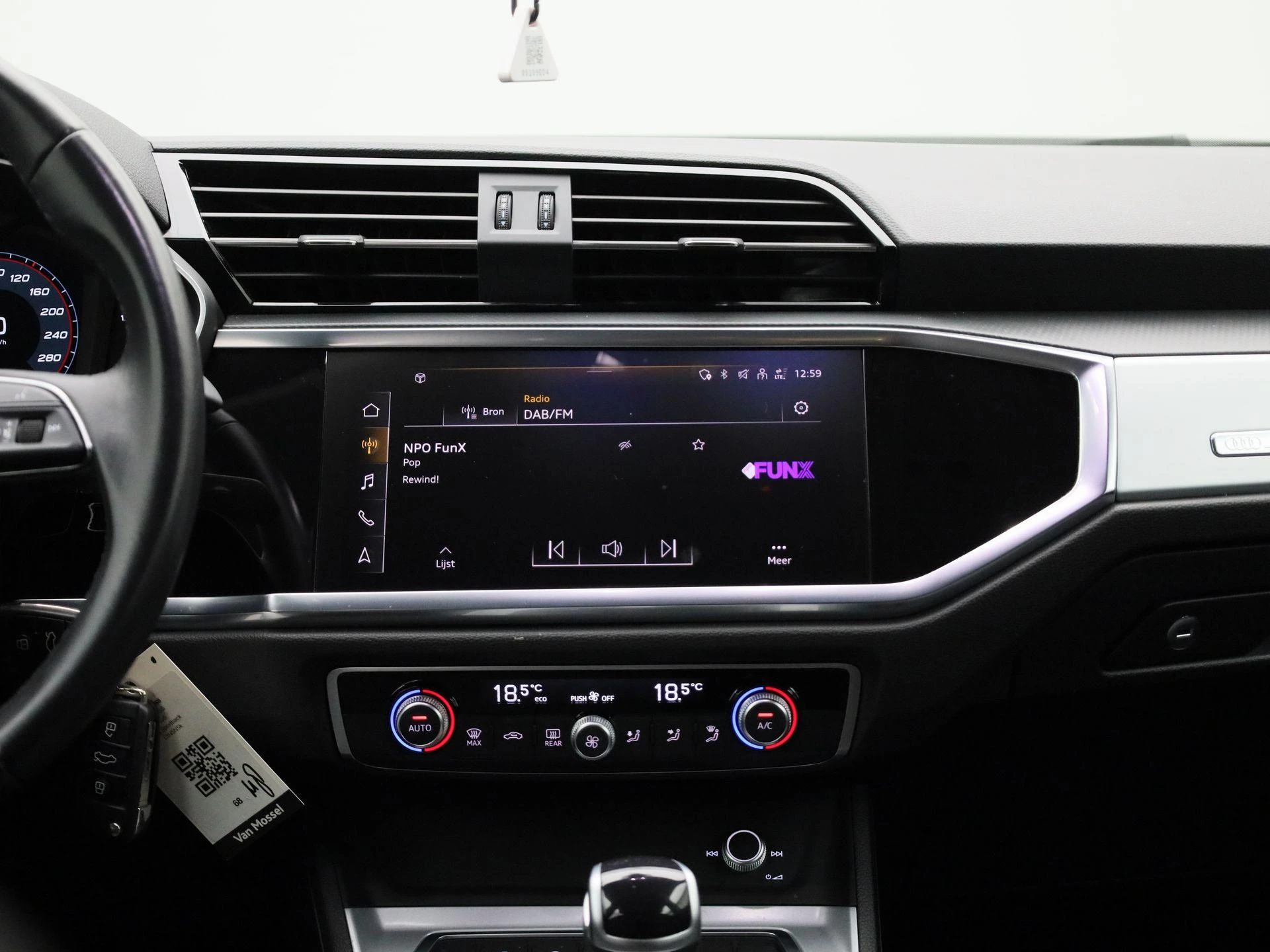 Audi-Q3-image-8
