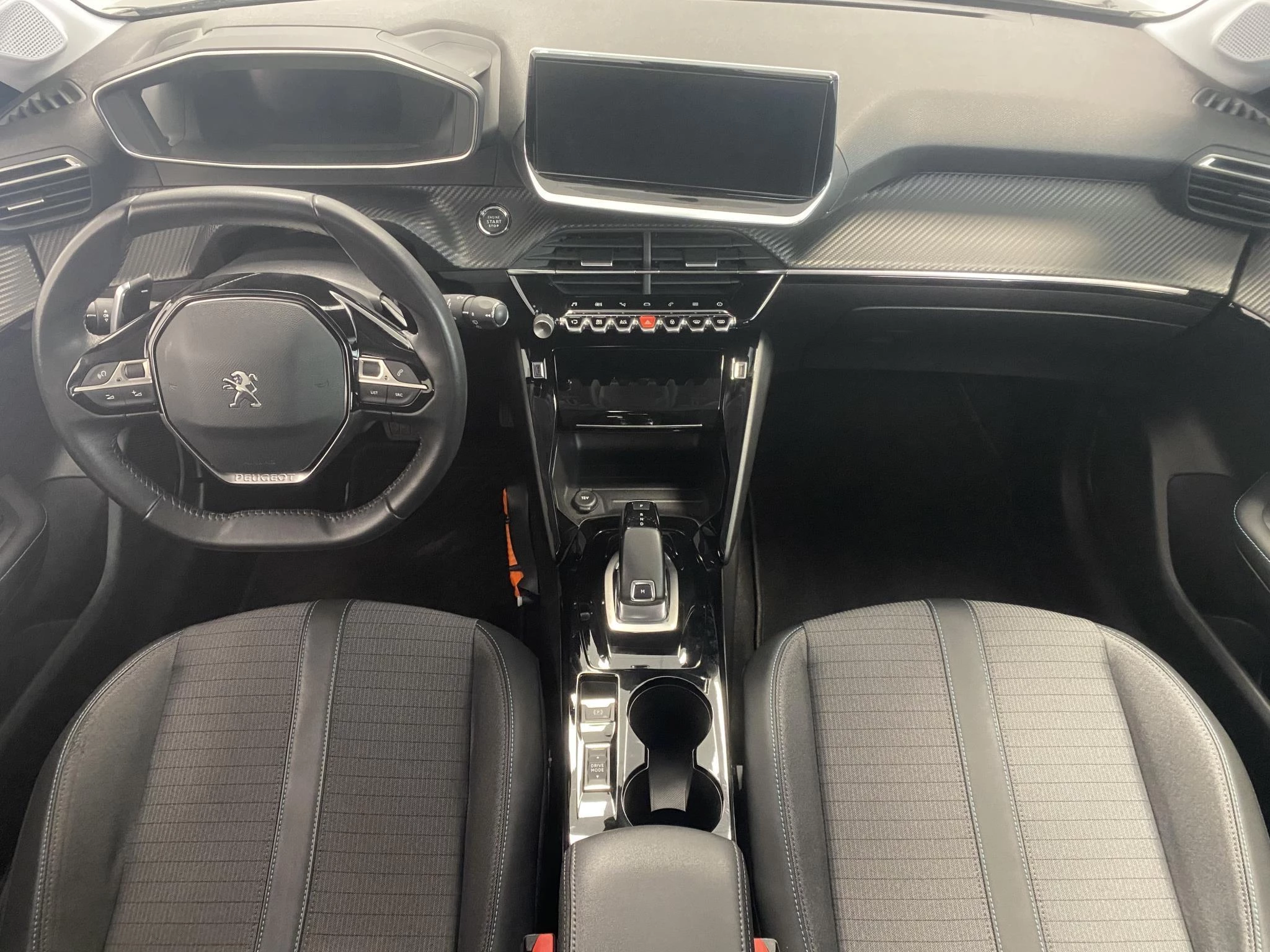 Peugeot-208-image-6