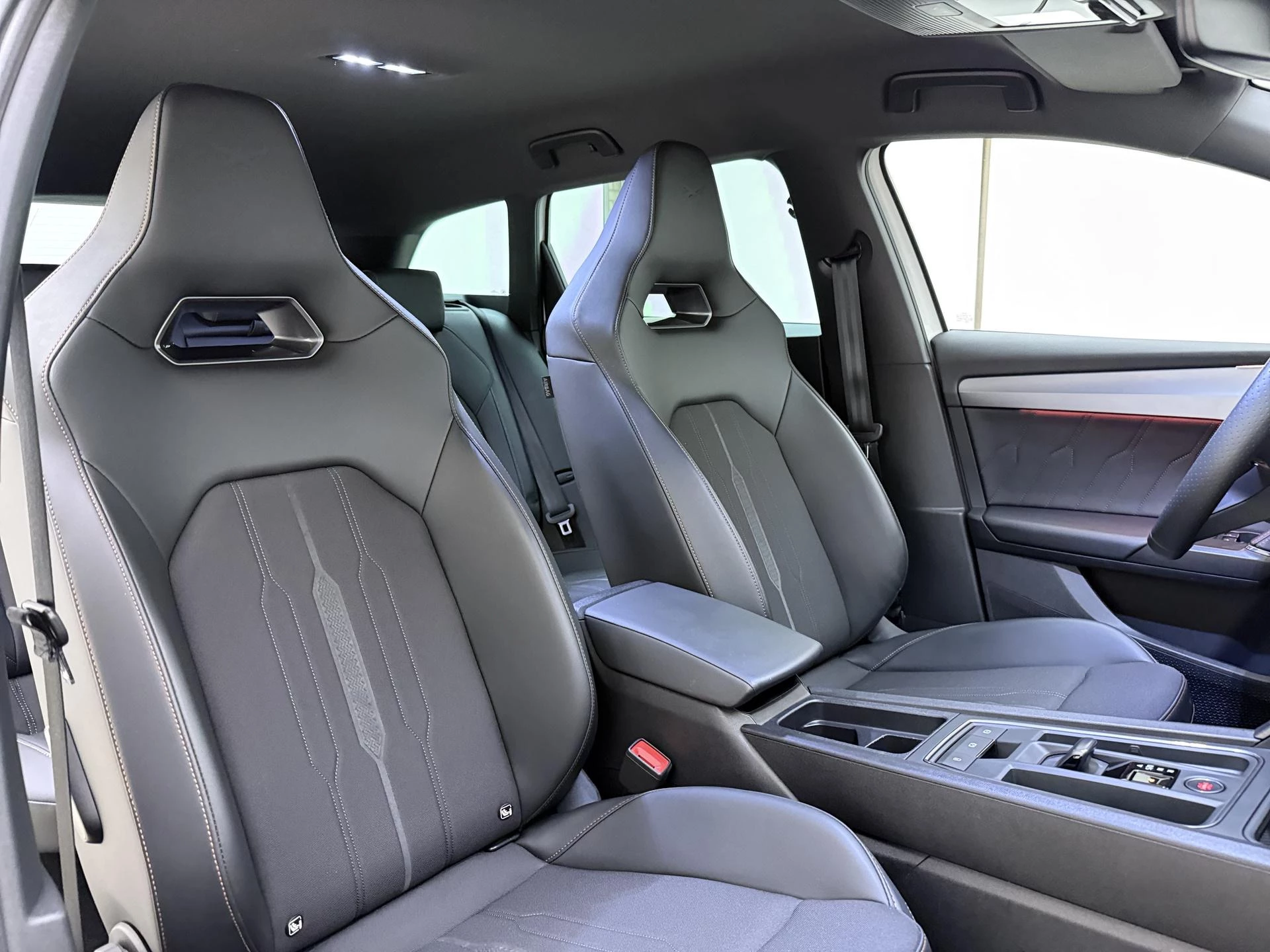 CUPRA Leon Sportstourer 1.4 e-Hybrid Business