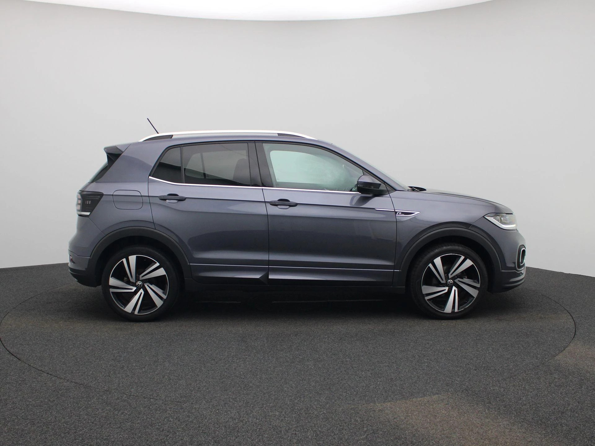 Volkswagen-T-Cross-image-5