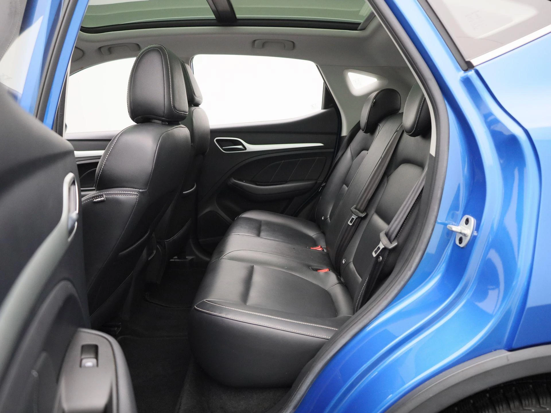 MG-ZS EV-image-11