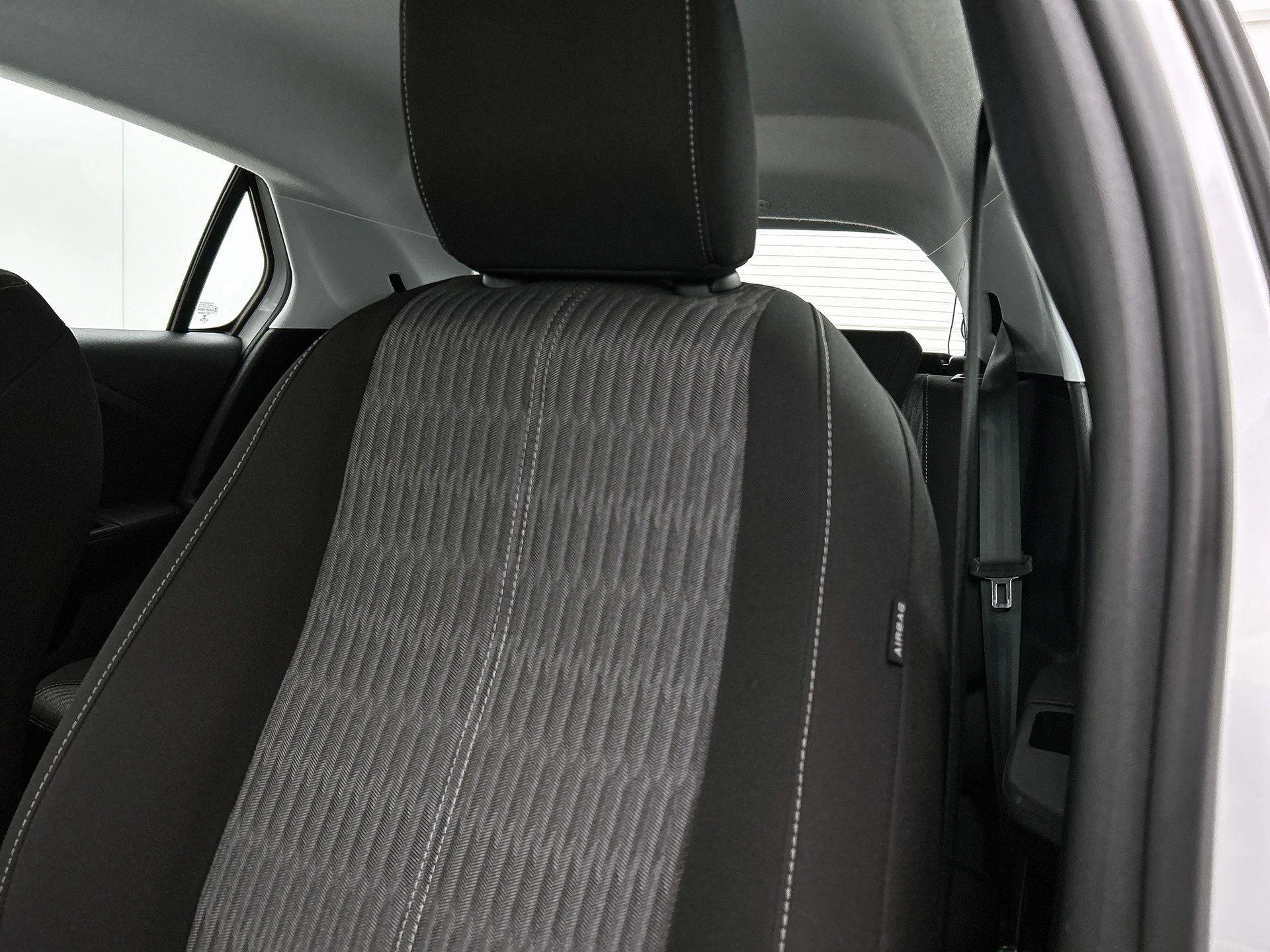 Opel-Corsa-e-image-10