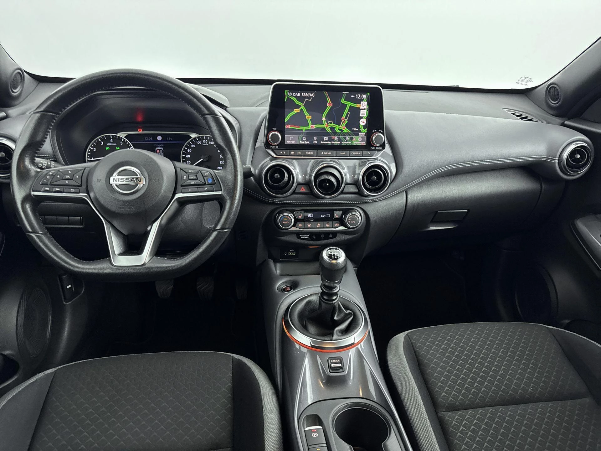 Nissan-Juke-image-18