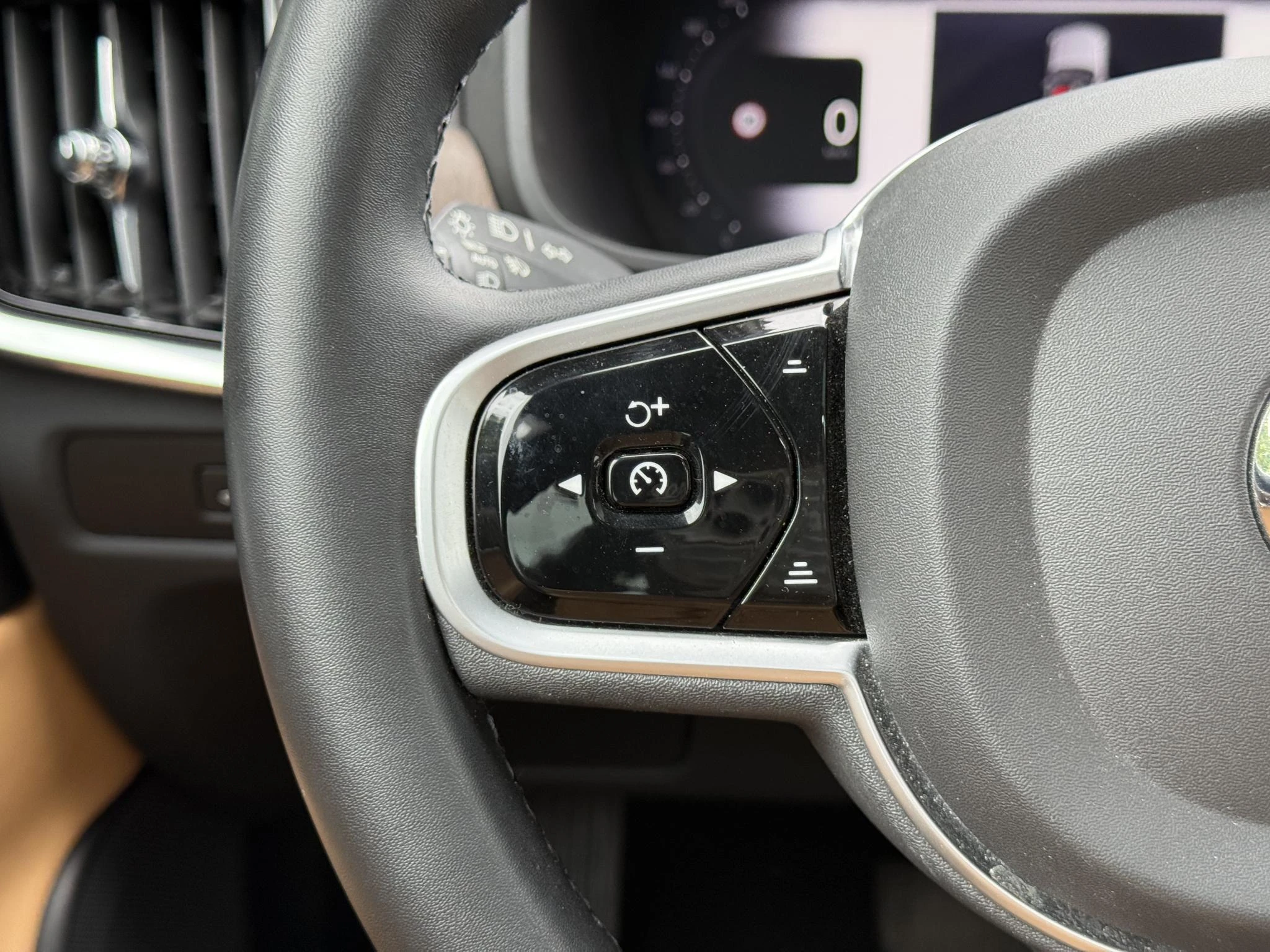 Volvo-V90-image-27