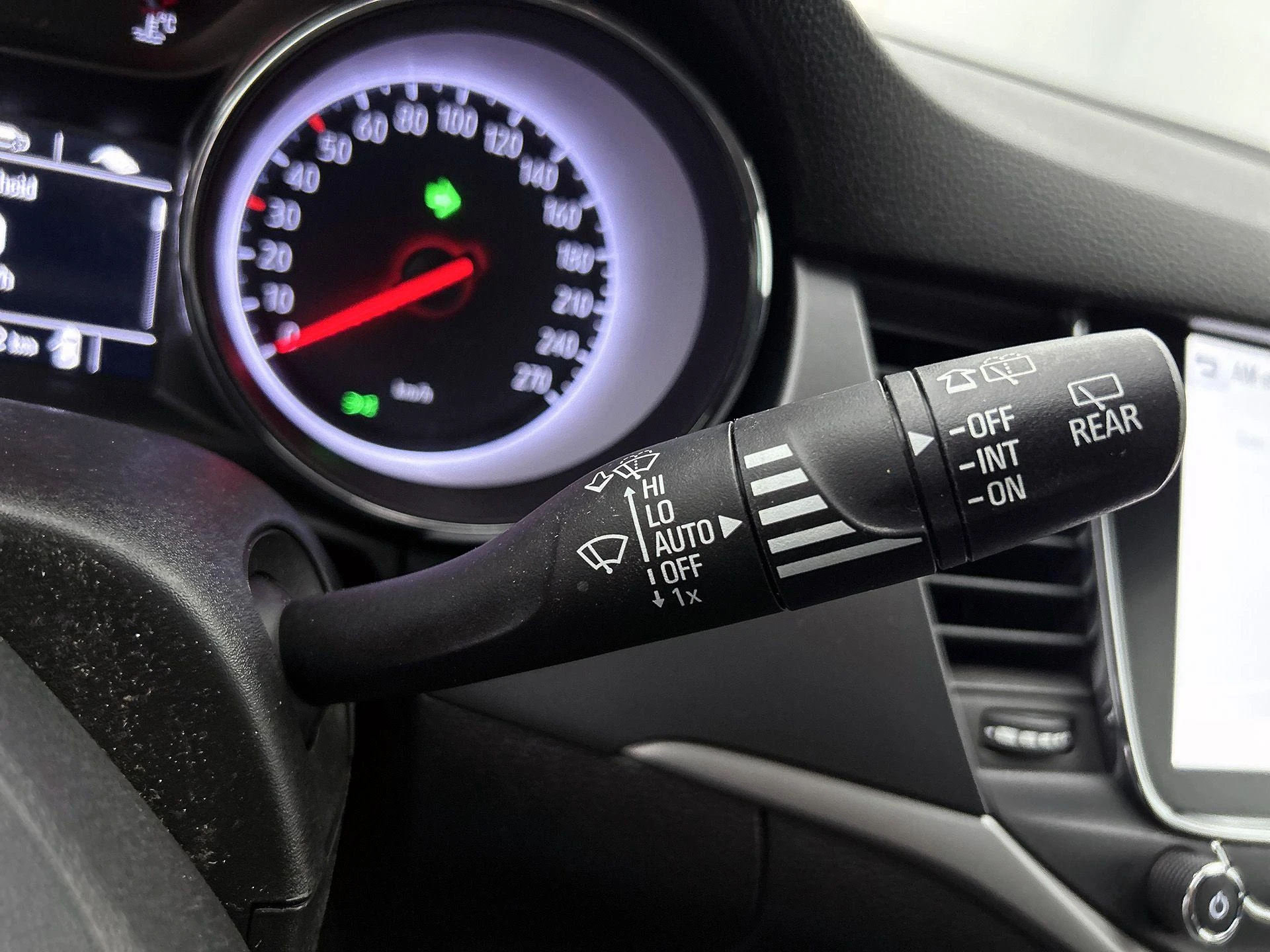 Opel-Astra-image-8