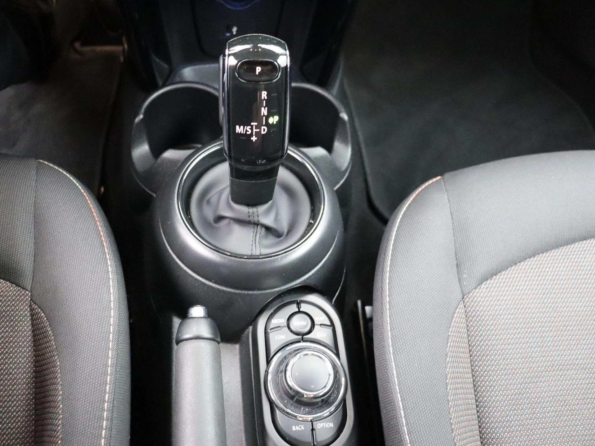 MINI Cooper Mini AUTOMAAT | DAB | PDC A