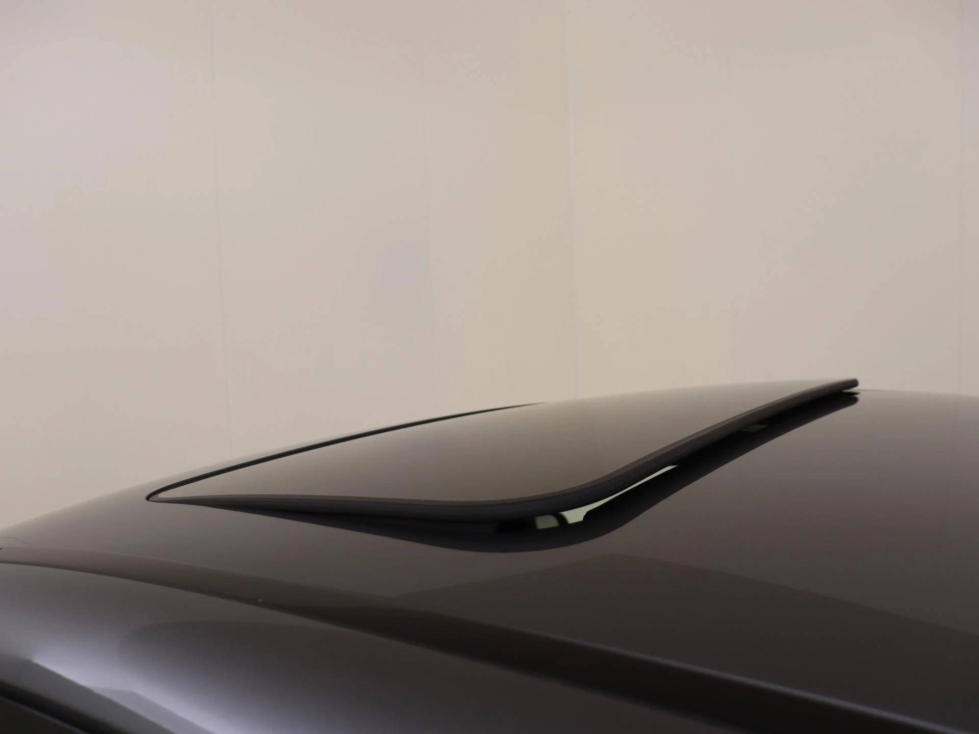 Mercedes-Benz-GLC-image-29