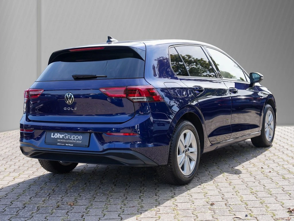 Volkswagen-Golf-image-3