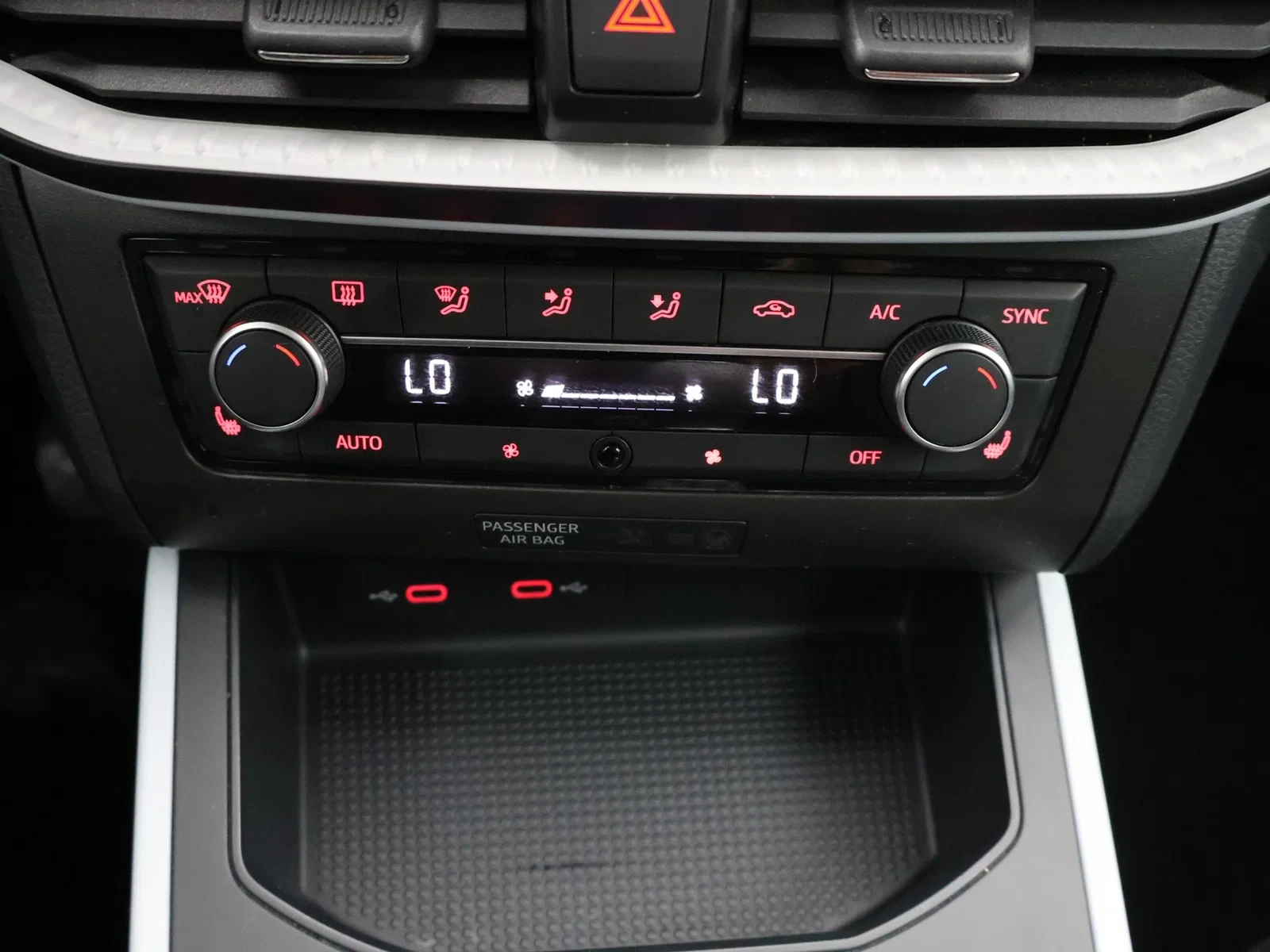 SEAT Arona Arona Move! 1.0TSI 95PK CRUISE CONTROL*APP-CONNECT*APPLE CARPLAY/ANDROID AUTO*PDC ACHTER*...*