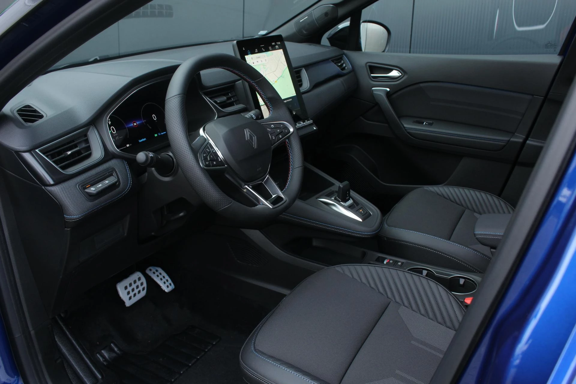 Renault-Captur-image-11