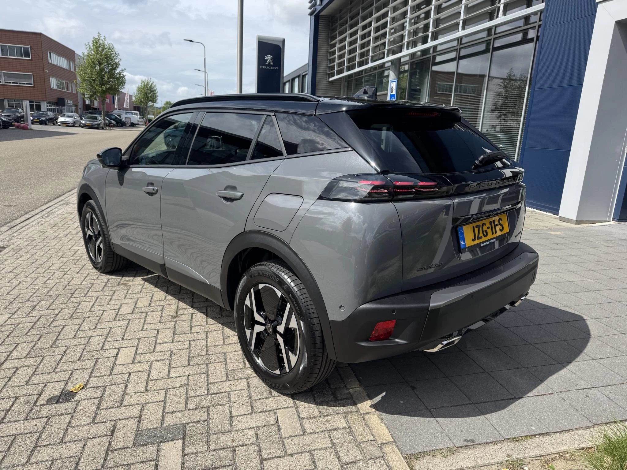 Peugeot-2008-image-3