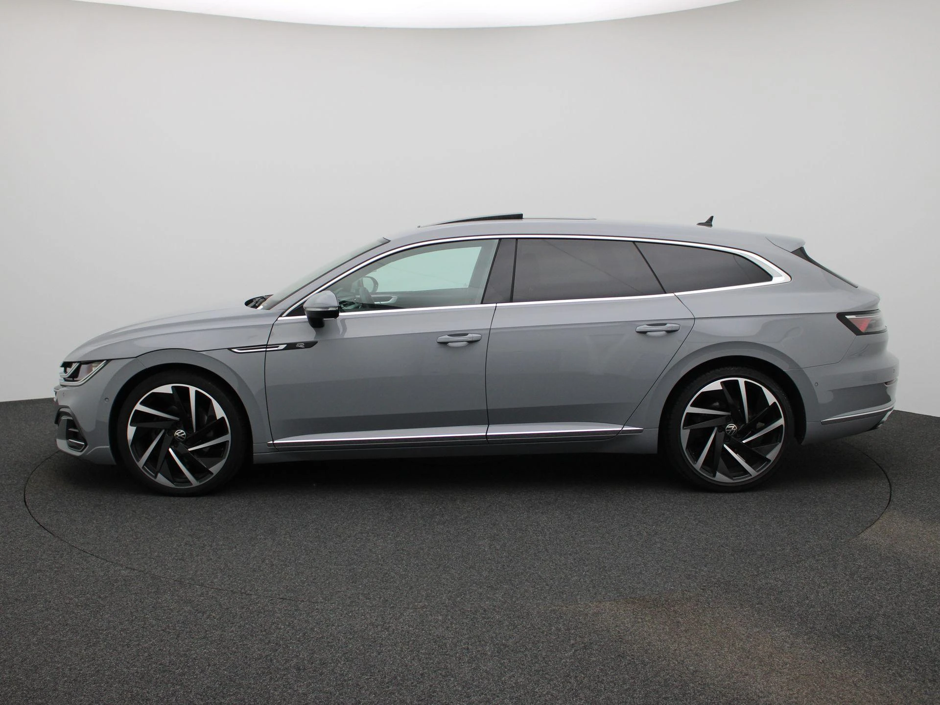 Volkswagen-Arteon-image-3