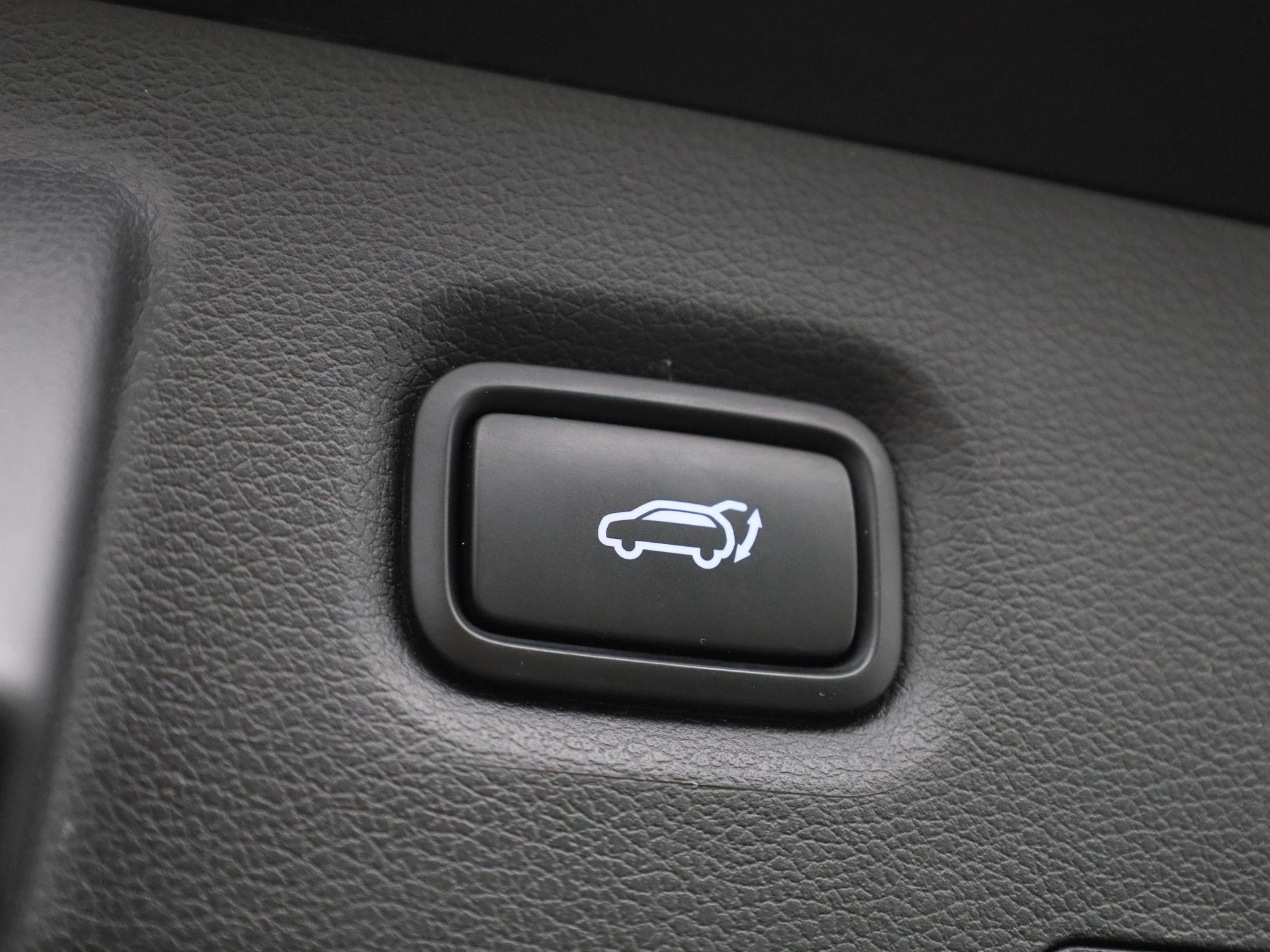 Hyundai Santa Fe 1.6 T-GDi Plug-in Hybrid 4x4 Shine Aut.